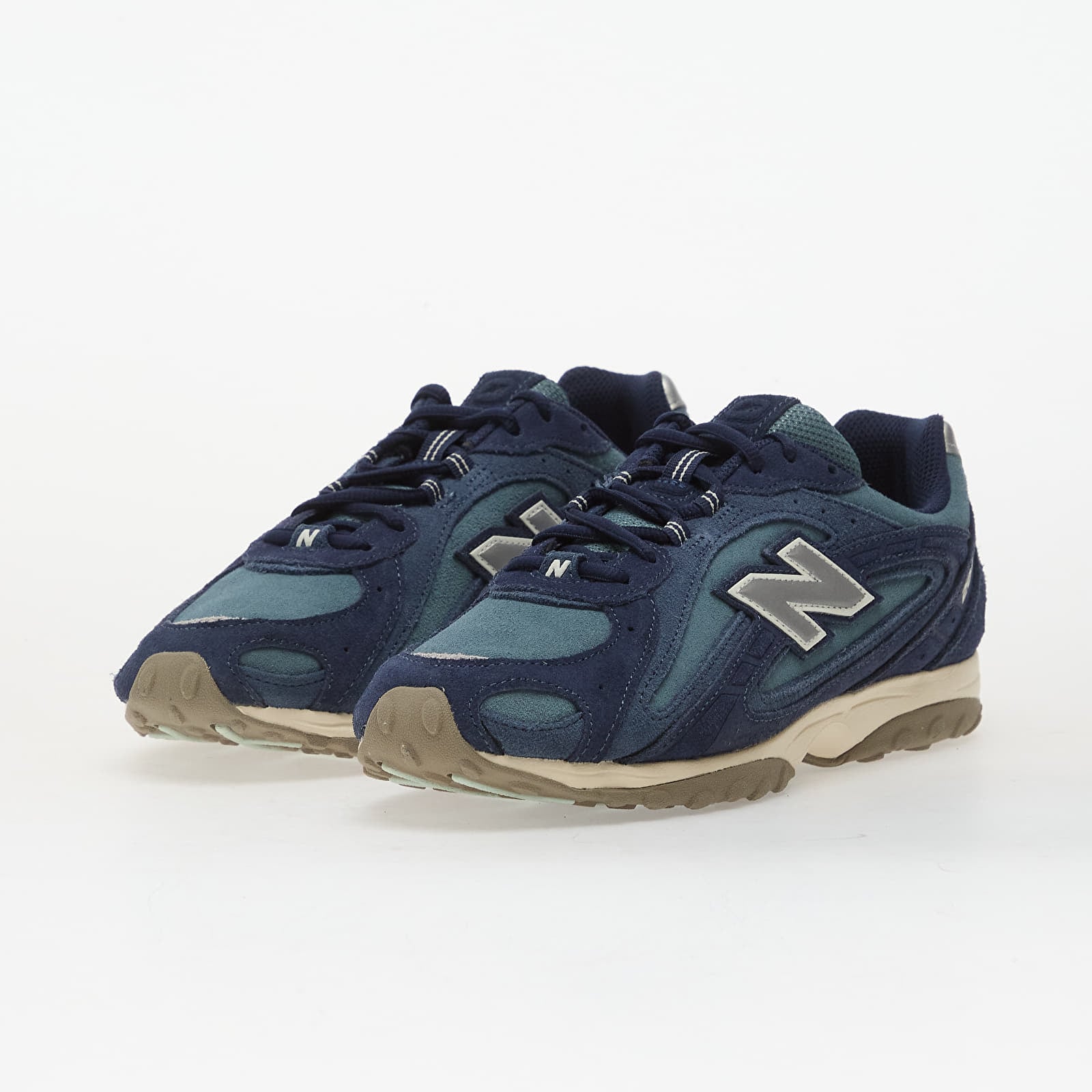 Chaussures et baskets homme New Balance 204L Blue