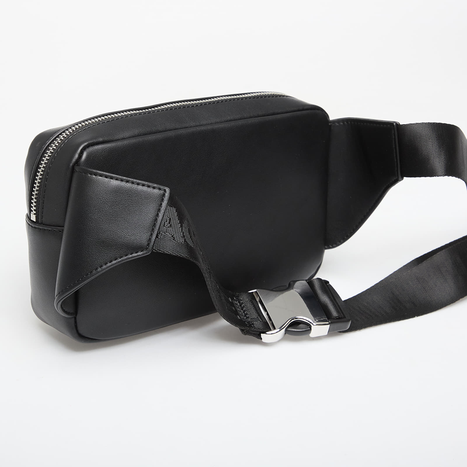 Sacs banane Karl Lagerfeld Jeans Essential Bumbag Emb Black/ Monogram