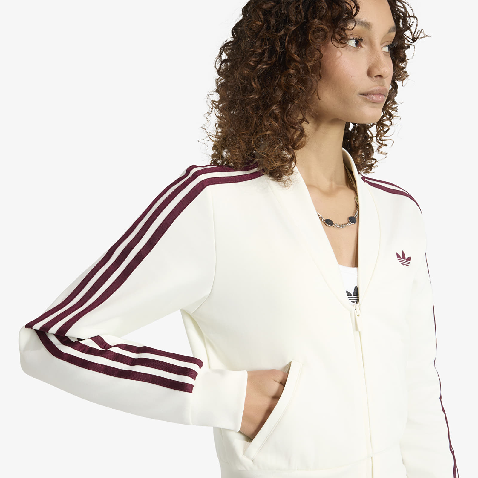 Sweatshirts für Frauen adidas V-Neck Sst Tt Off White