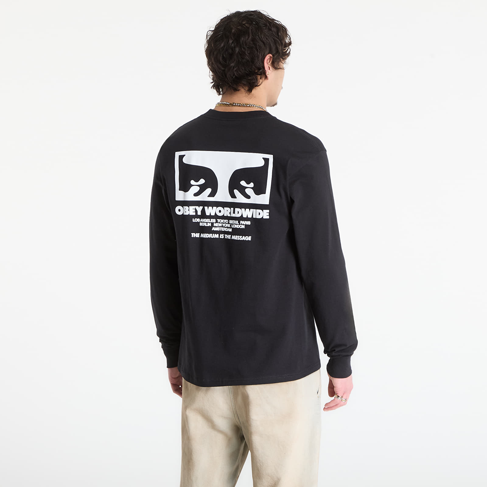 T-skjorter for menn OBEY The Medium Is The Message Black