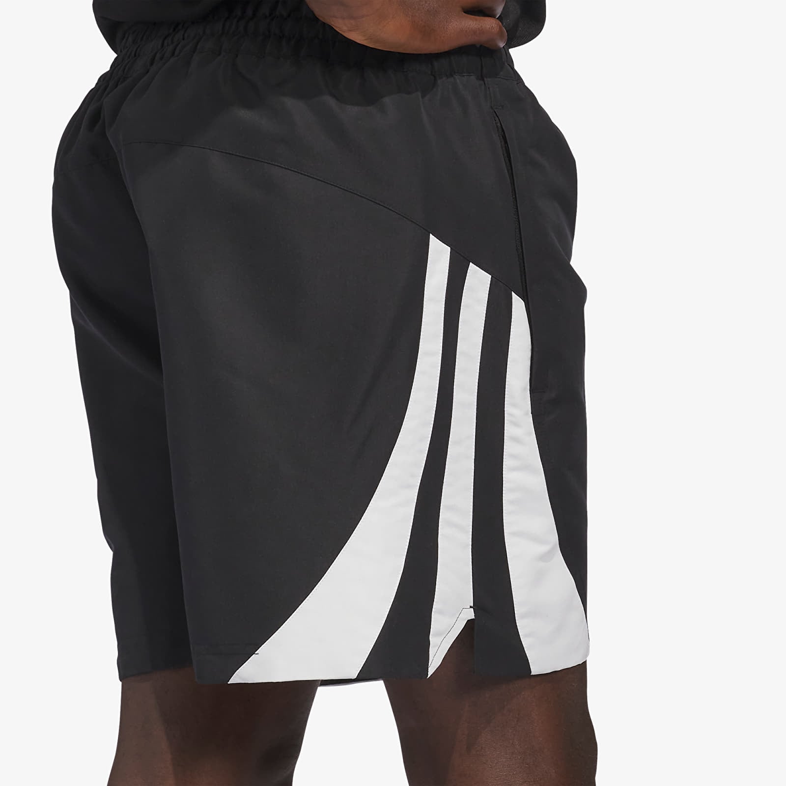Shorts für Männer adidas Woven Short UNIXES Black/ Purrub
