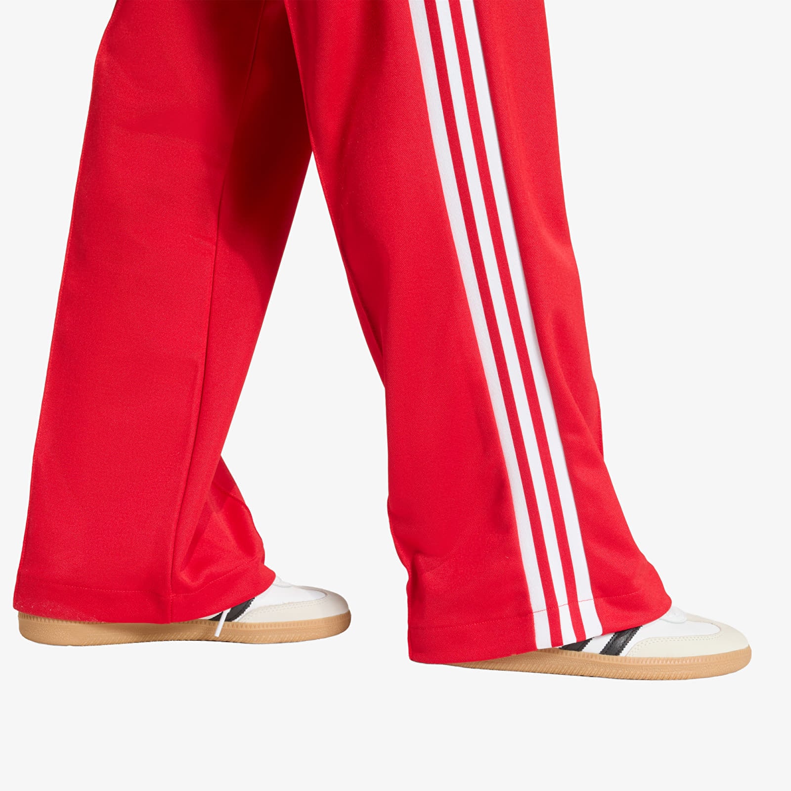 Joggebukser for kvinner adidas Classic Track Pants Better Scarlet/ White