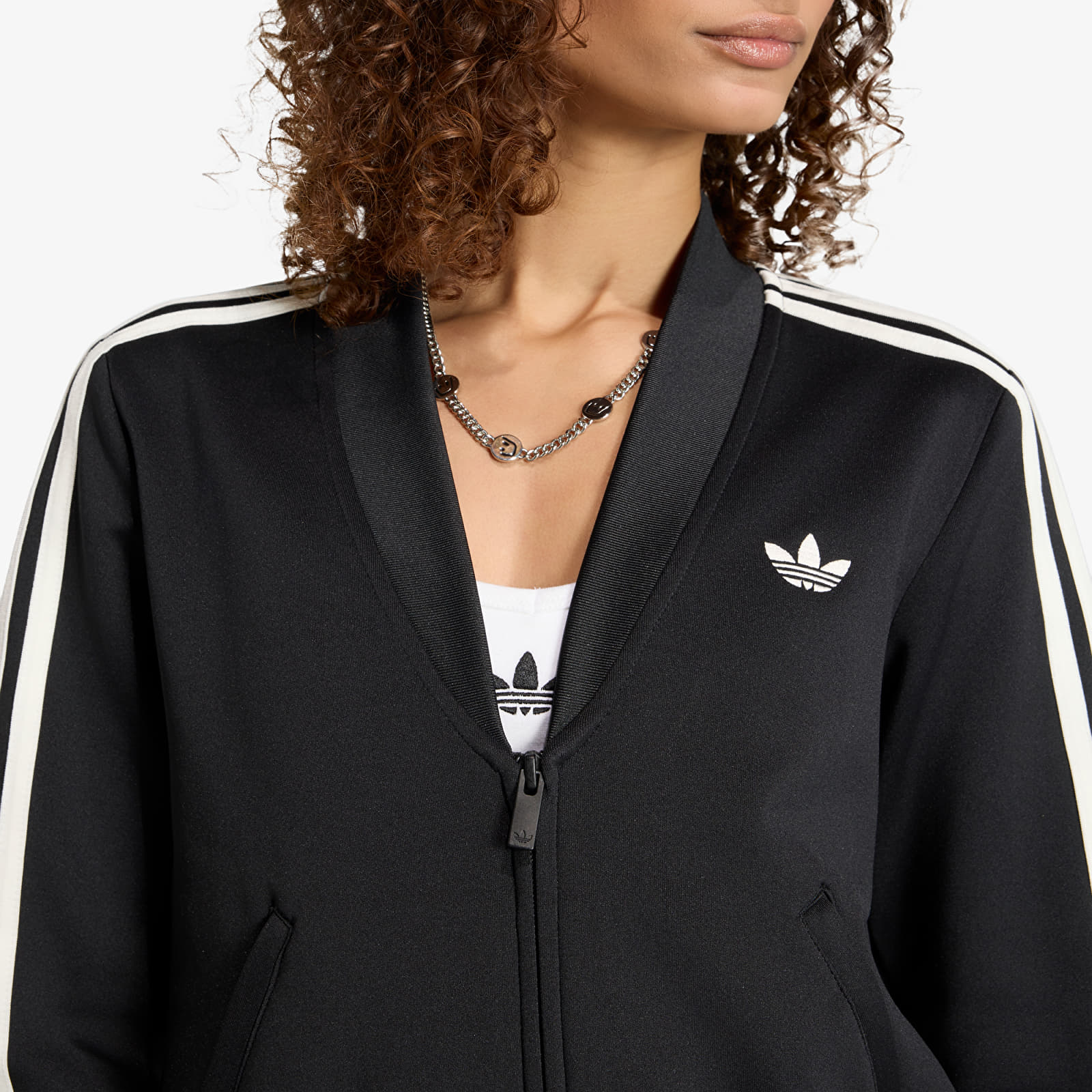 Sweatshirts für Frauen adidas V-Neck Sst Tt Black