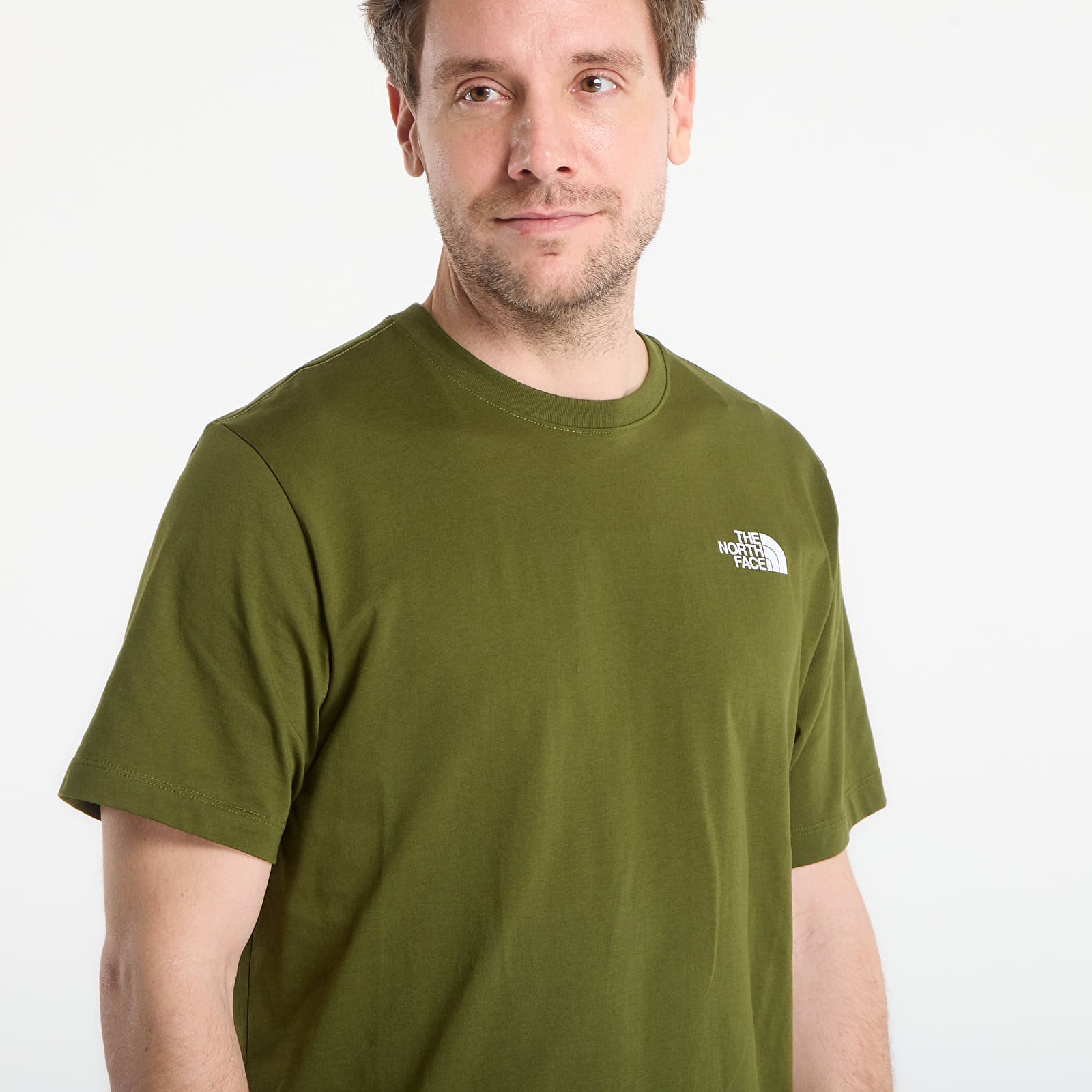 Trička The North Face Box Nse Regular Short Sleeve Tee Woodland Green