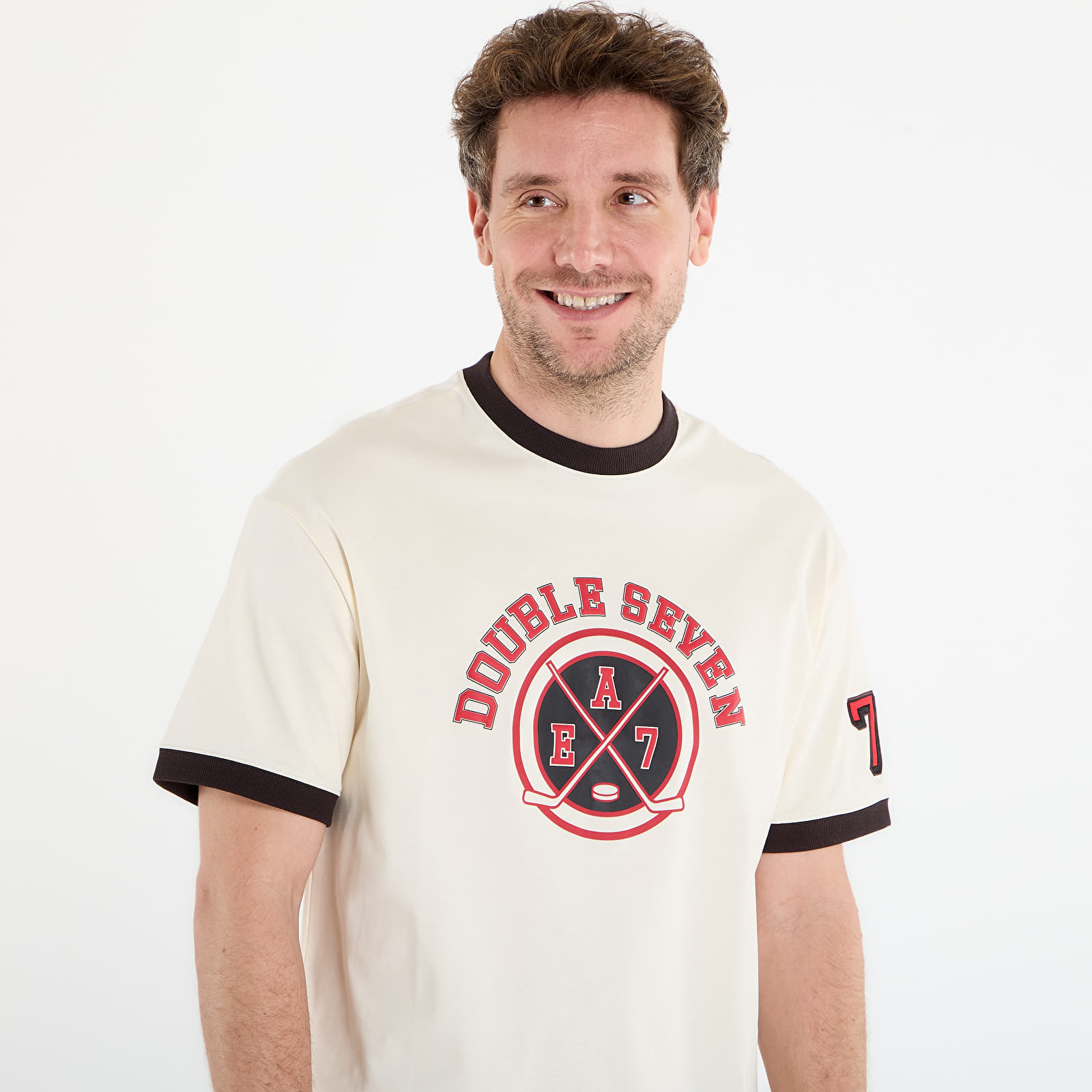 T-shirts  EA7 Emporio Armani Train Graphic Series M Tee Ss Vanilla Ice