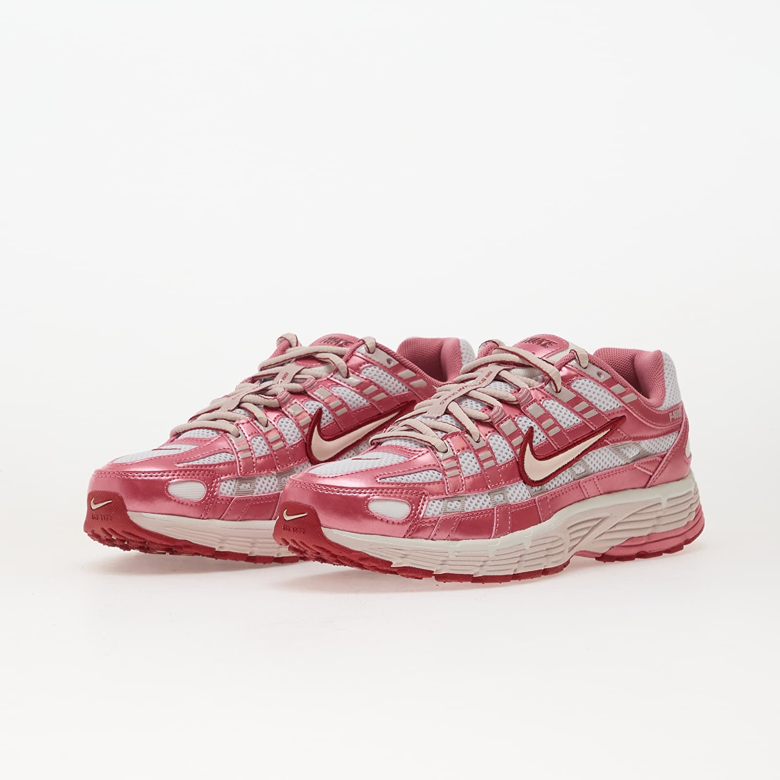 Buty damskie Nike W P-6000 Summit White/ Silt Red-Peony-Team Crimson