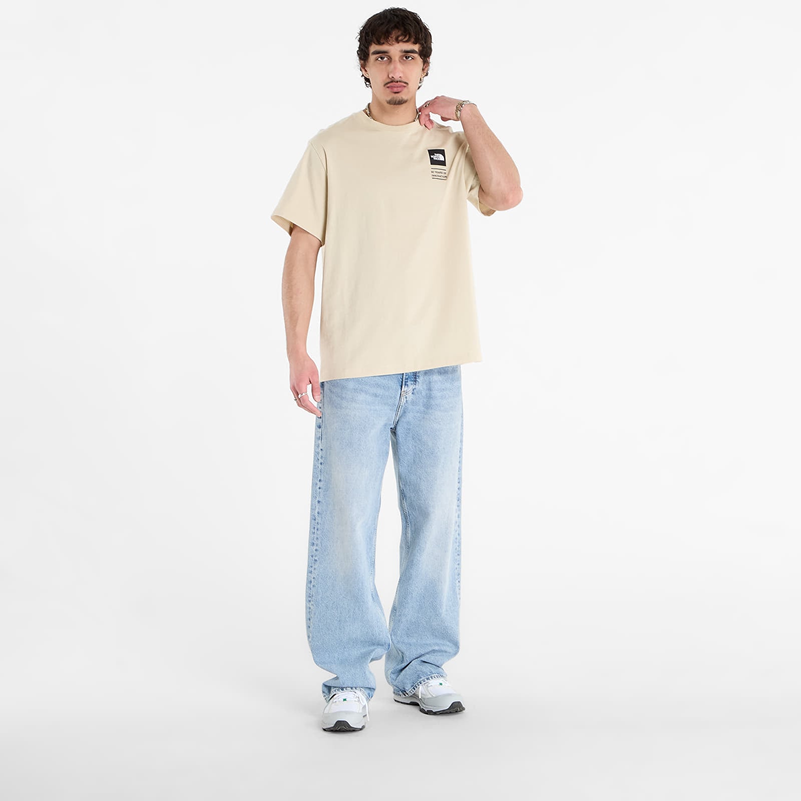 Men's T-shirts The North Face Icon Celebration Regular Short Sleeve Tee-Graphic Desert Stone