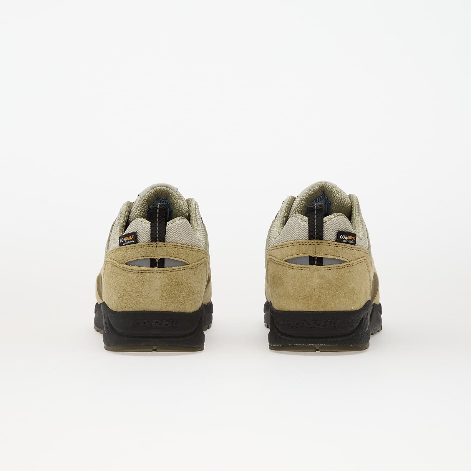 Sneakers och skor för män Karhu Fusion 2.0 Pale Olive Green/ Jet Black