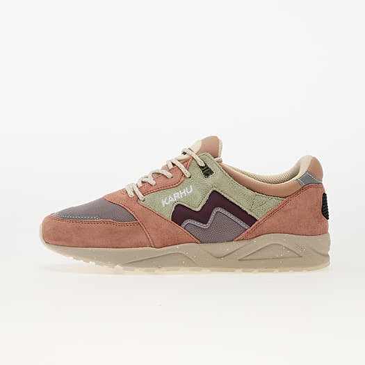 Karhu Aria 95 Warm Taupe/ Fig