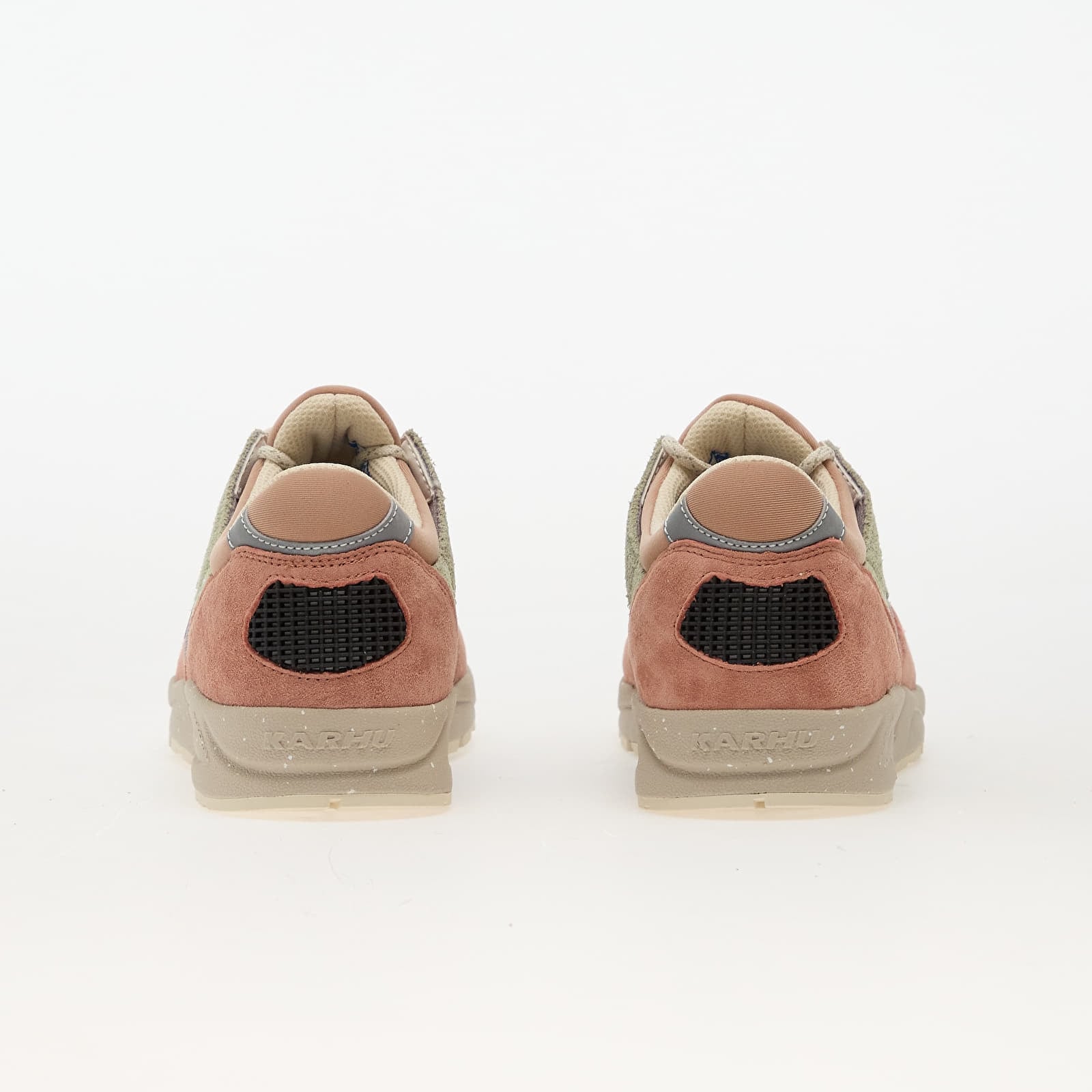 Joggesko og sko for menn Karhu Aria 95 Warm Taupe/ Fig