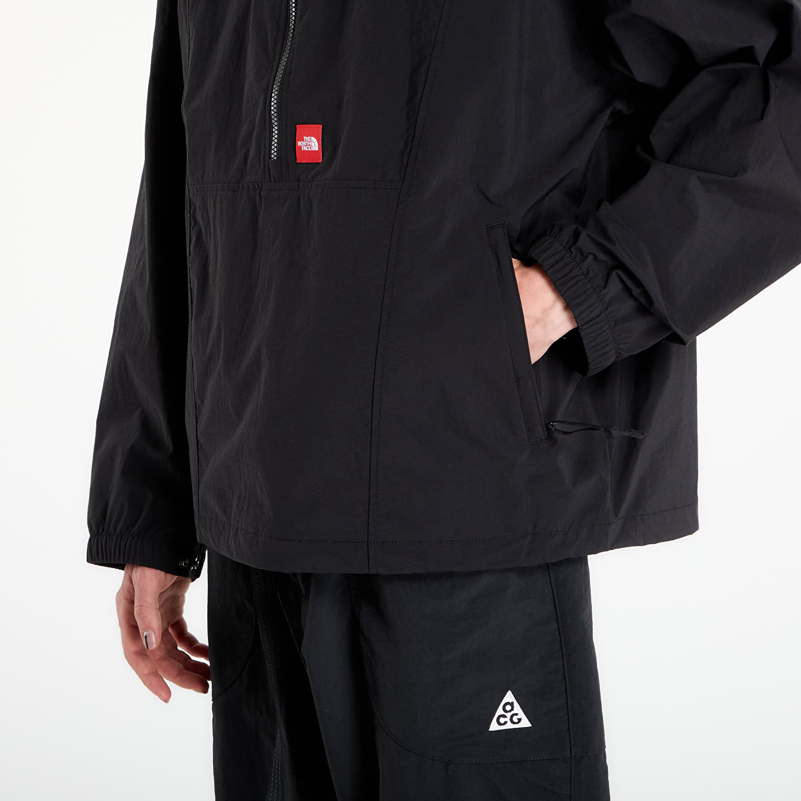 Muške jakne The North Face Redbox Taslan Jacket TNF Black