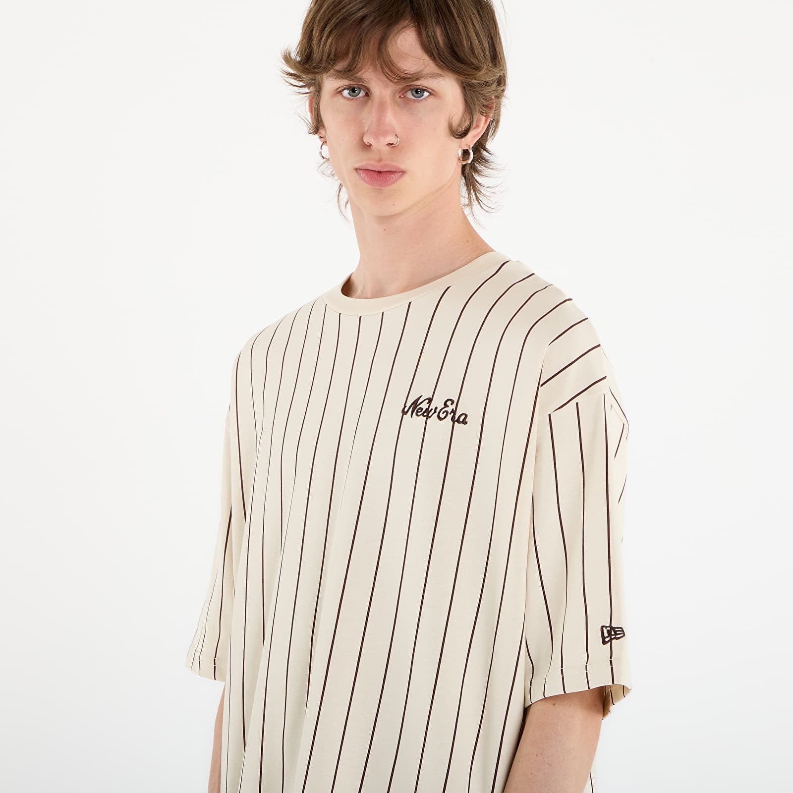 T-shirts homme New Era Pinstripe Os Tee UNISEX Light Cream