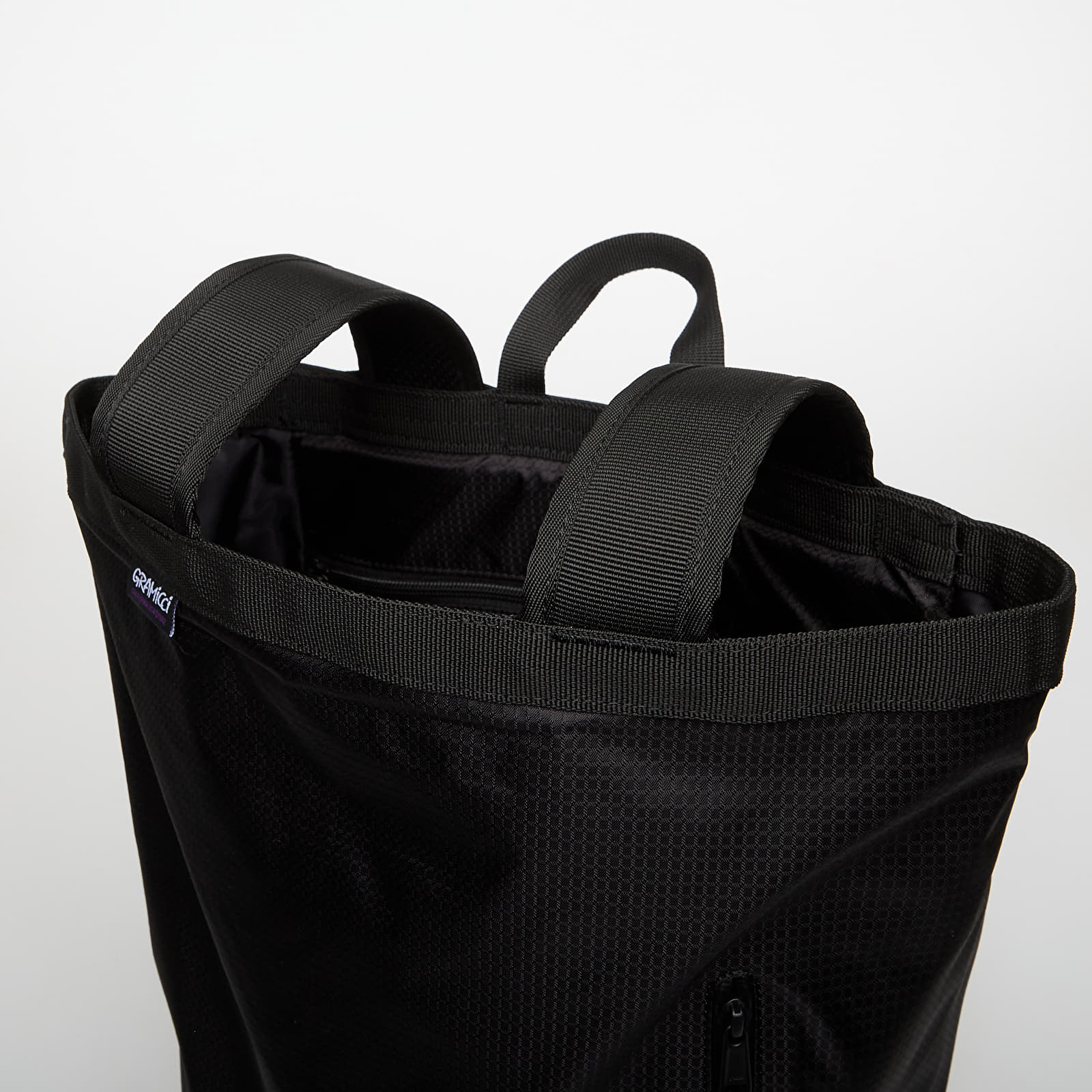 Axelremsväskor för män Gramicci Tote Pack Black