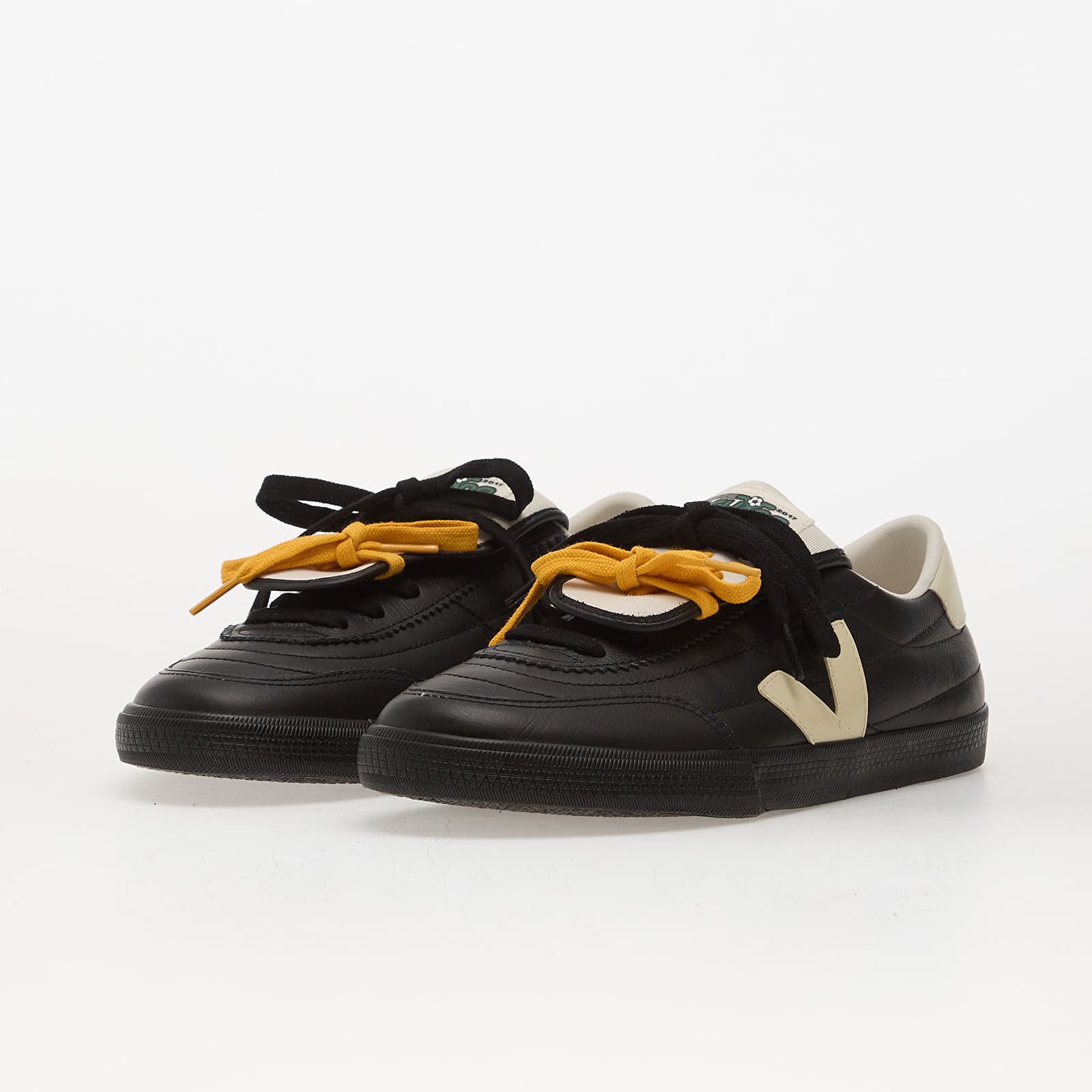 Joggesko og sko for menn Veja x Magliano Panenka Black