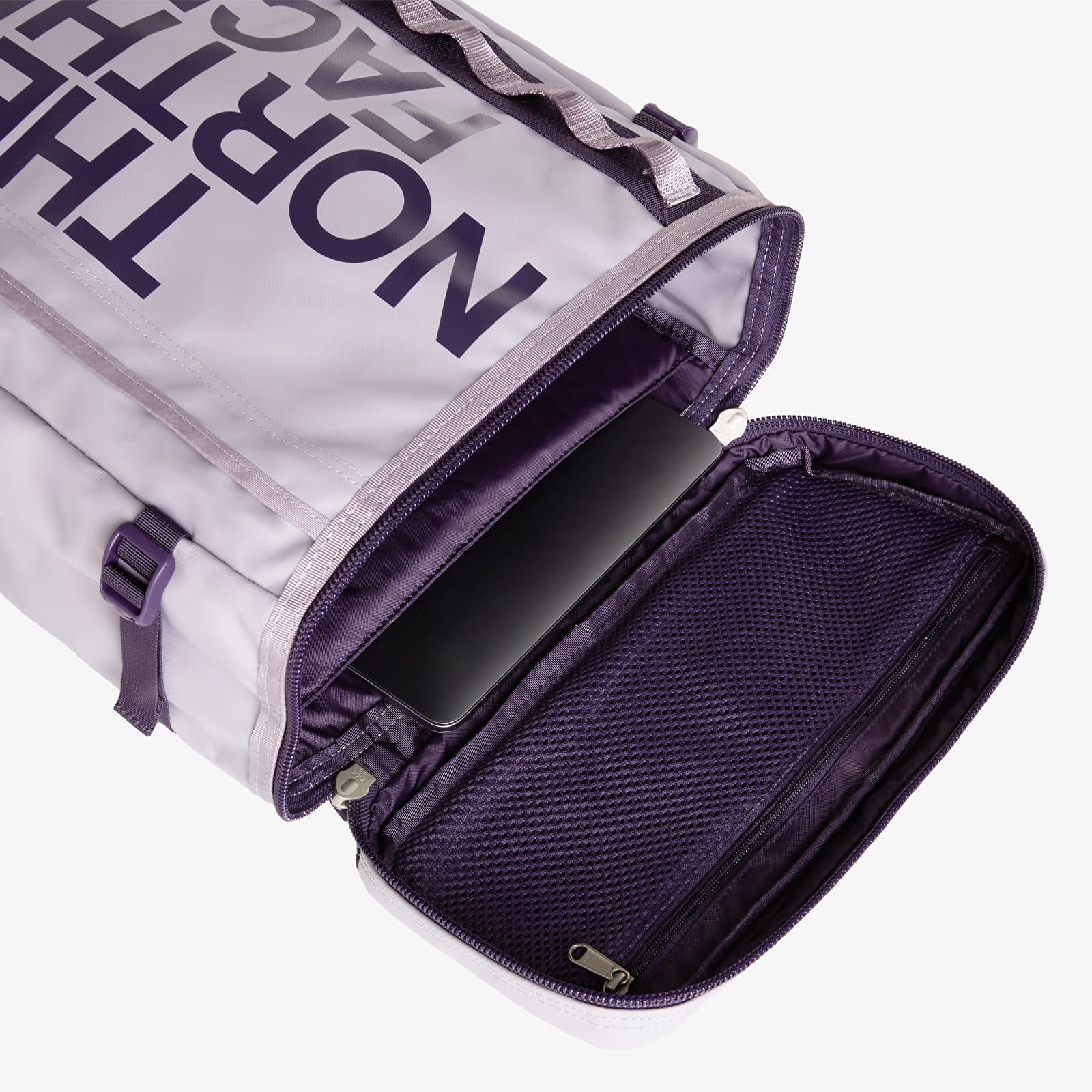 Pánske batohy The North Face Base Camp Fuse Box Backpack Transcendent Grey/ Endless Dusk