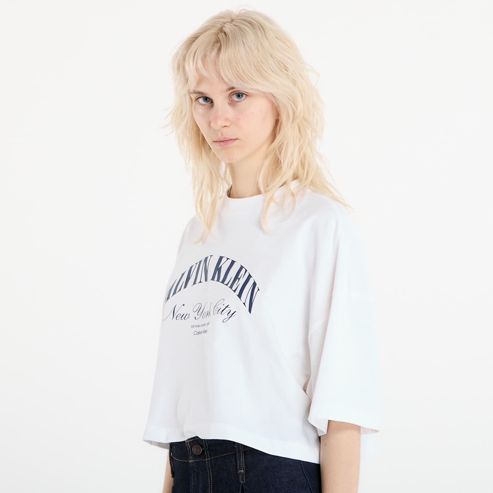 Moteriški marškinėliai Calvin Klein Jeans Ss Cropped Boxy Heri Tee White