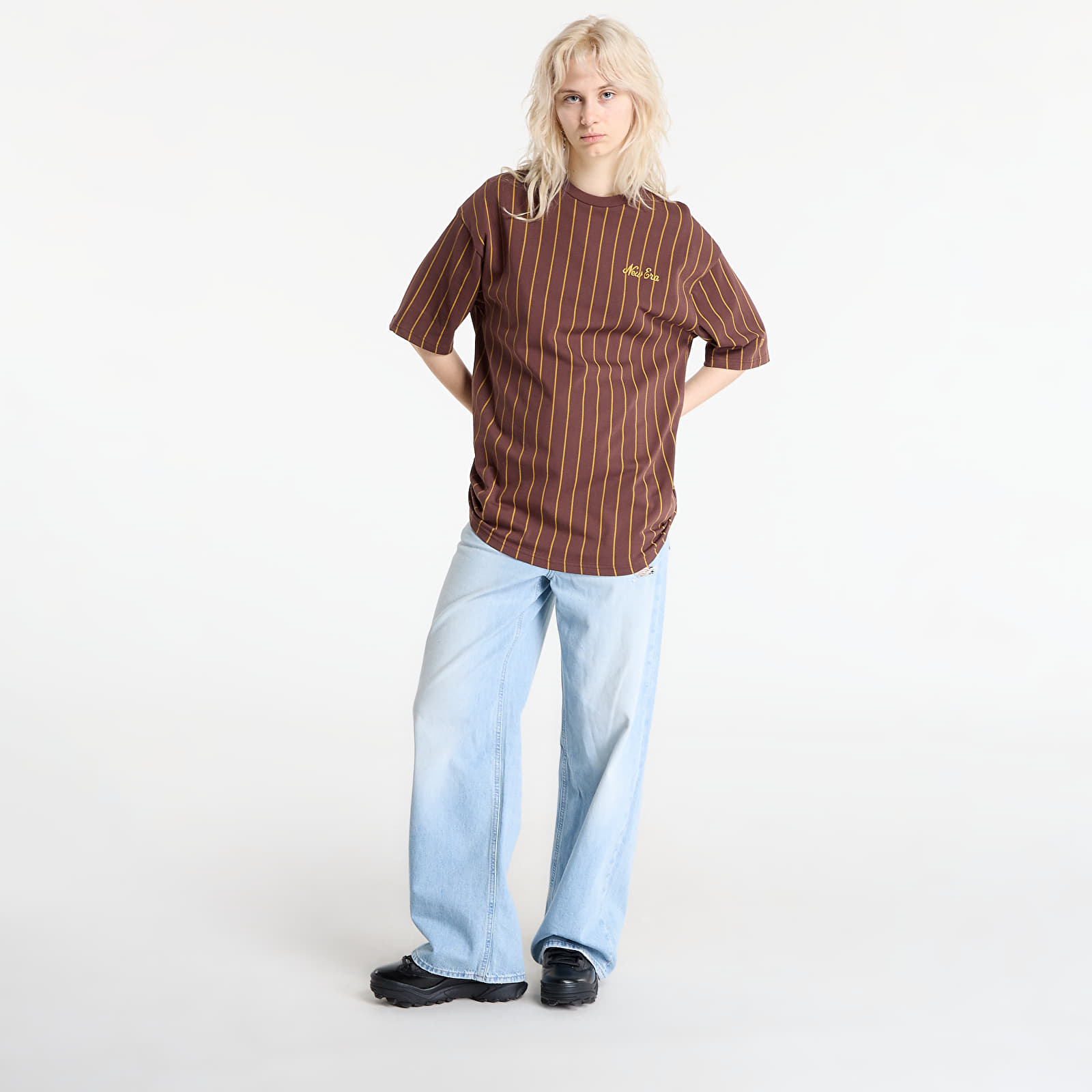 Men's T-shirts New Era Pinstripe Os Tee UNISEX Brown