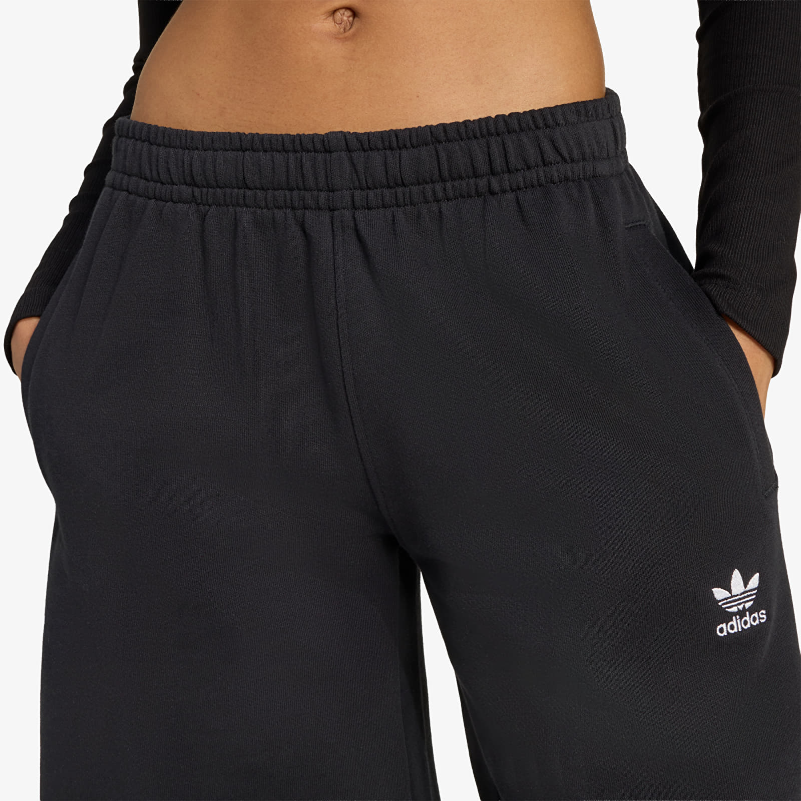 Women's Shorts adidas Ess Ft Short Black