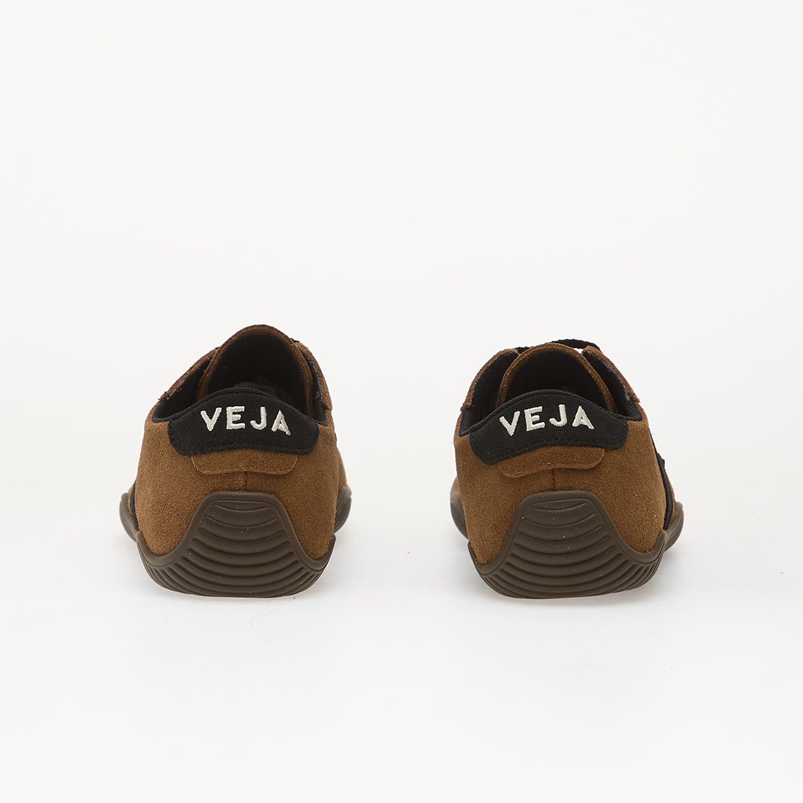 Men's sneakers and shoes Veja Jitsu Brown/ Black/ Eagle