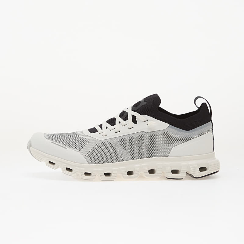 On M Cloud 6 Versa White/ Black