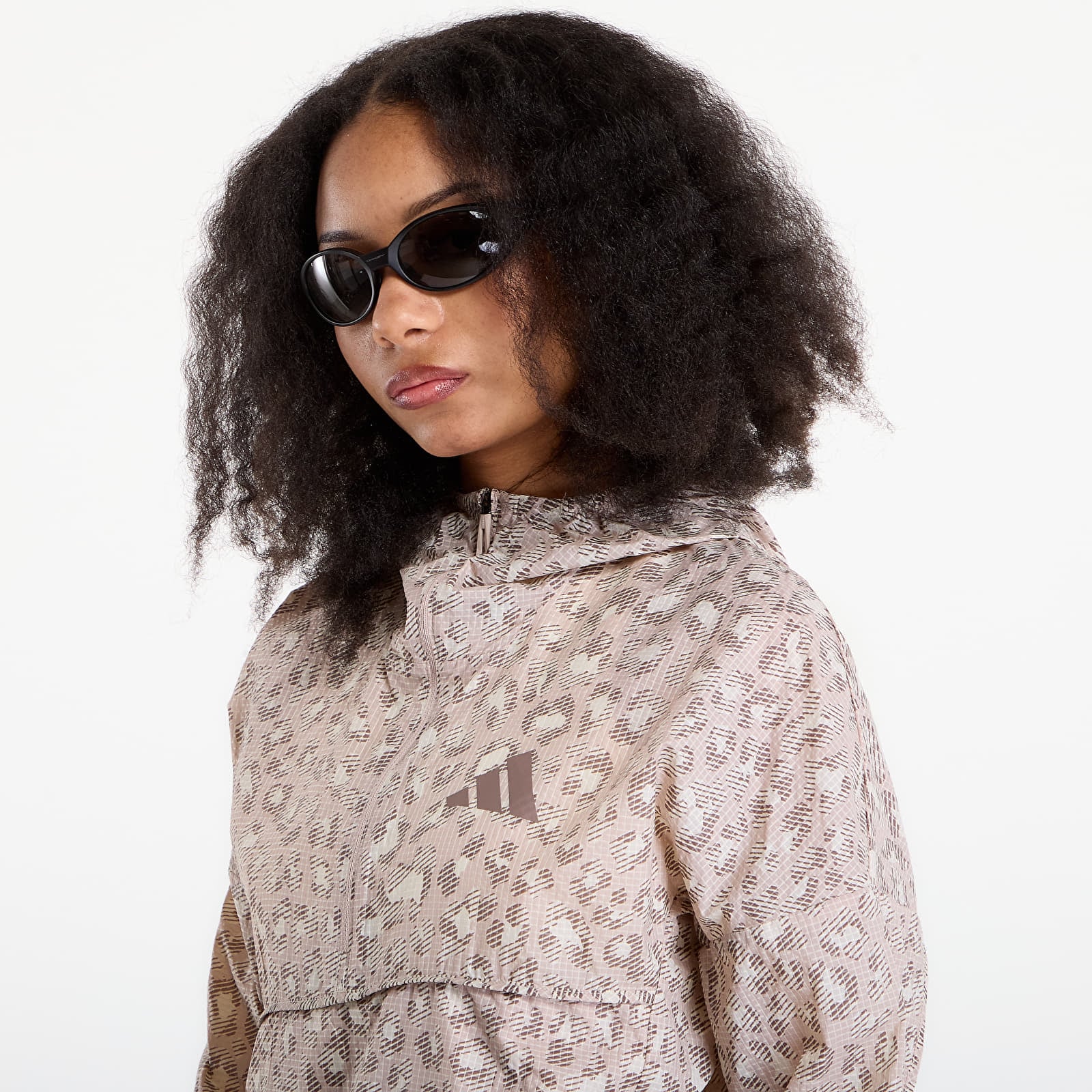 Дамски якета adidas W Xpl Wind Aop Wonder Aluminium/ Wonder Taupe/ Trace Brow