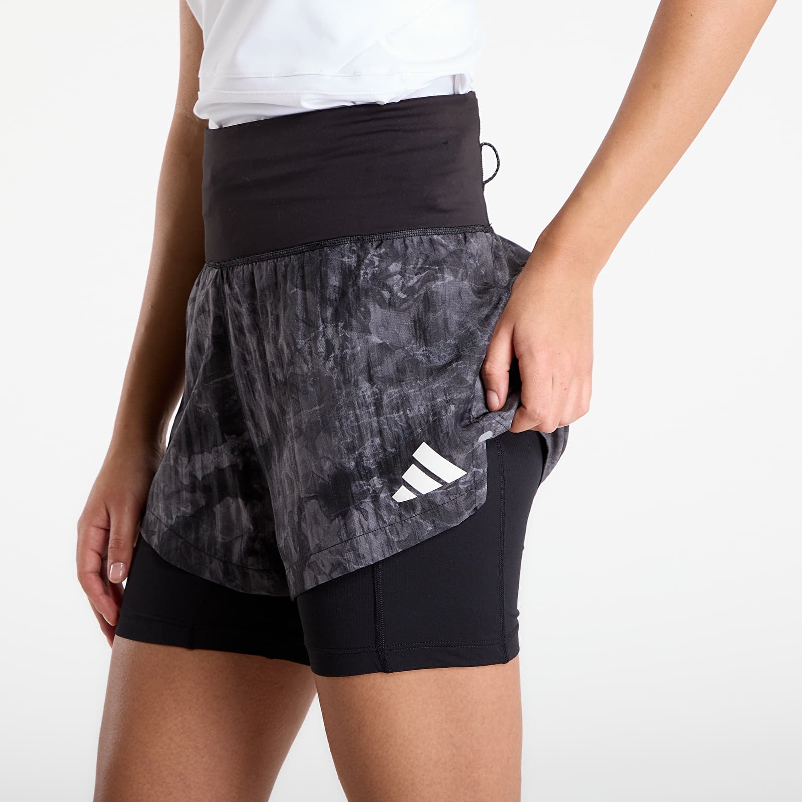 Sieviešu šorti adidas Adi365 Ap 21 W Grey Four