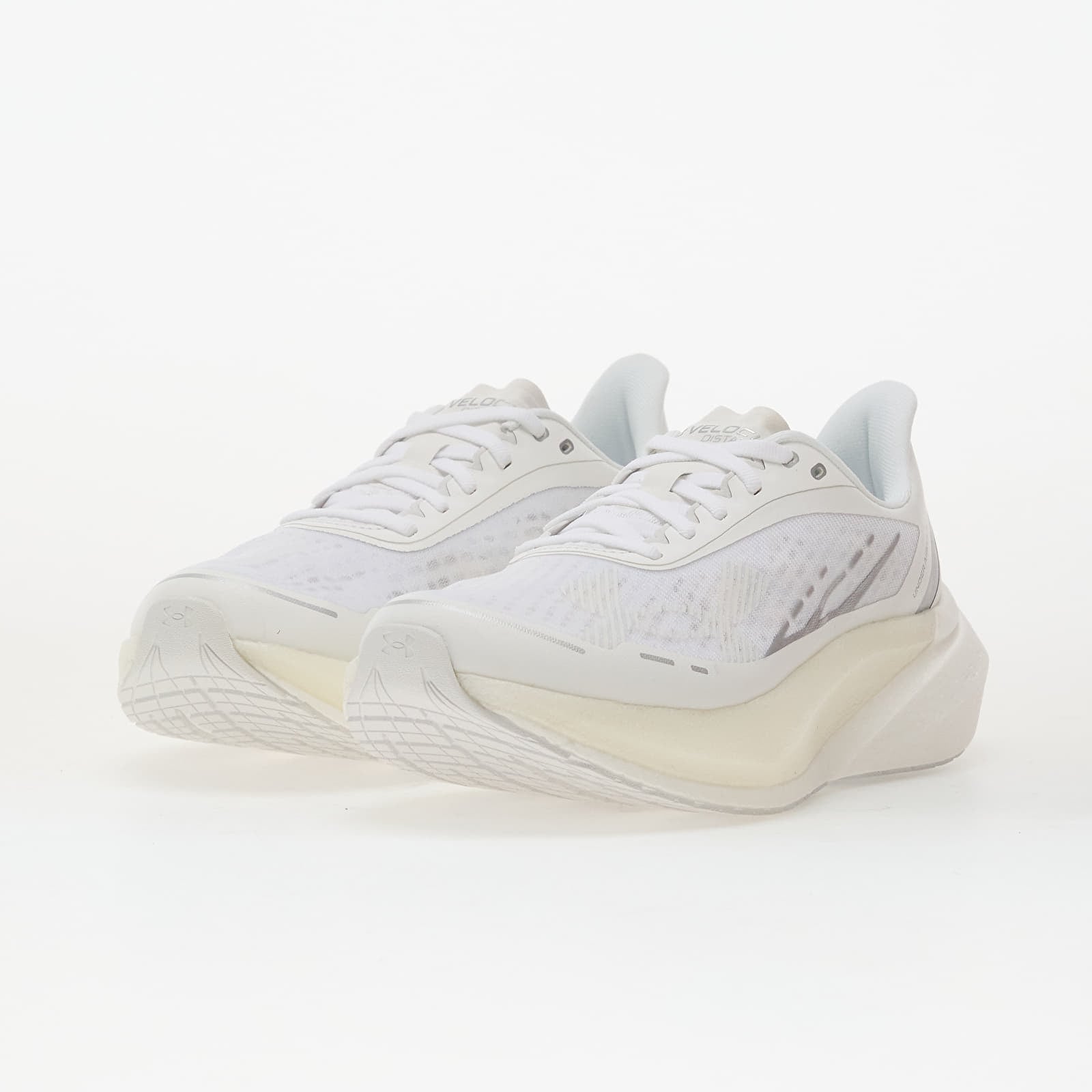 Dámské tenisky a boty Under Armour W Velociti Distance White