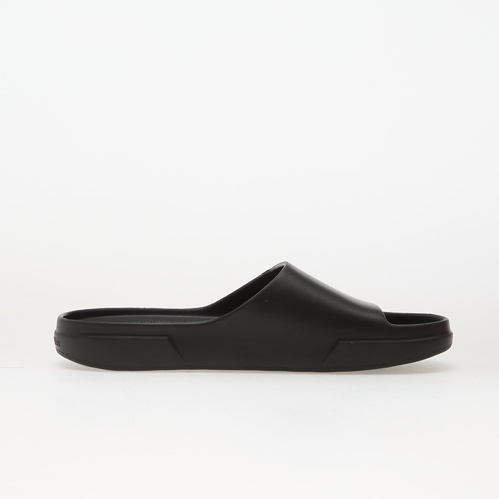 Men's slippers Calvin Klein *J Chunky Slide Onep Black