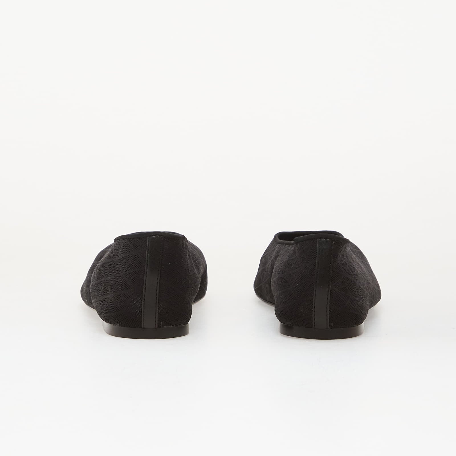 Sneakers och skor för kvinnor Calvin Klein Square Ballerina Aop Mesh Triple Black Mono