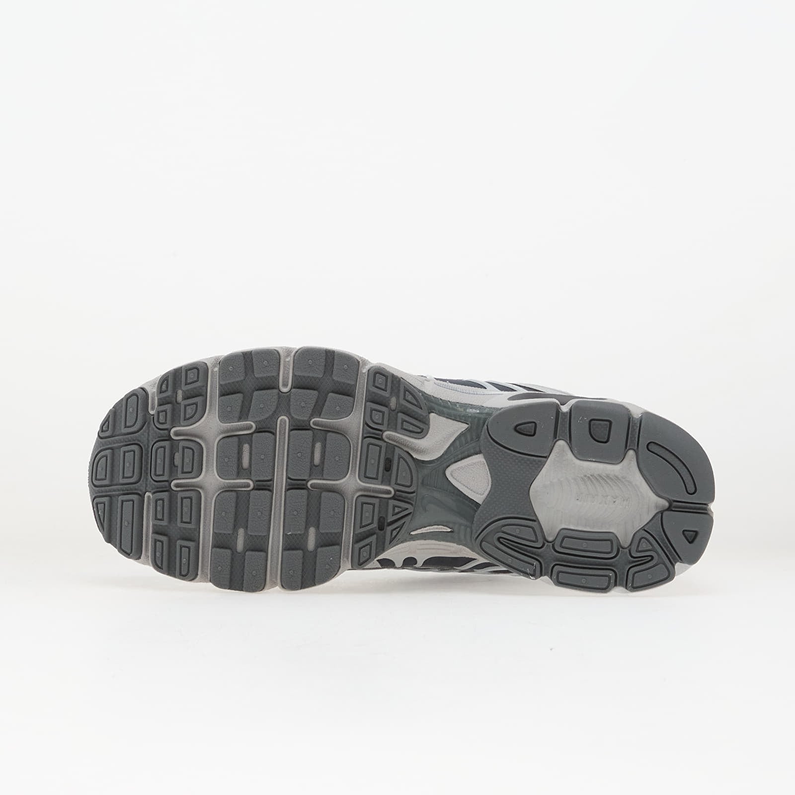 Joggesko og sko for kvinner Nike W Air Max Moto 2K Wolf Grey/ Pure Platinum-Cool Grey