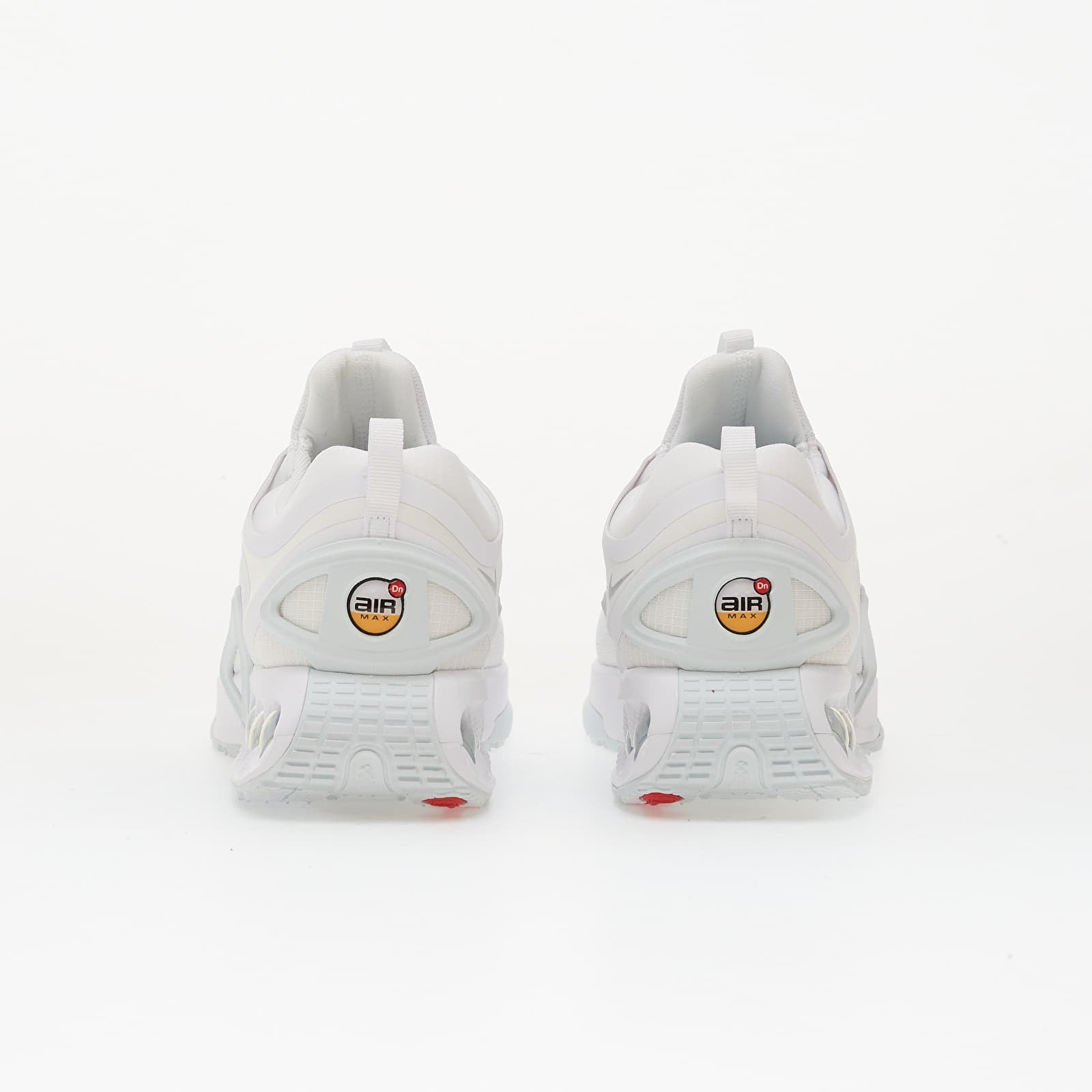 Încălțăminte și sneakerși pentru bărbați Nike Air Max Dn Roam White/ Metallic Silver-White-Off White
