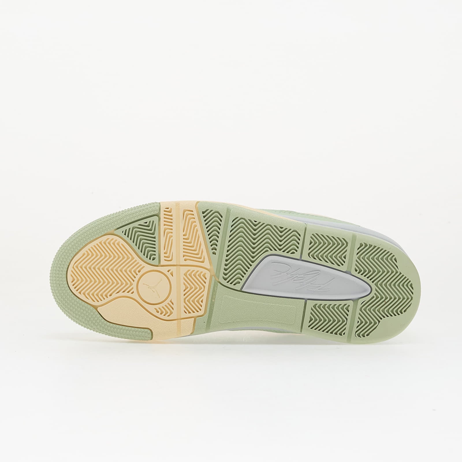 Sieviešu kedas un apavi Jordan Flight Court Pale Ivory/ Jade Aura-Aura-Muslin