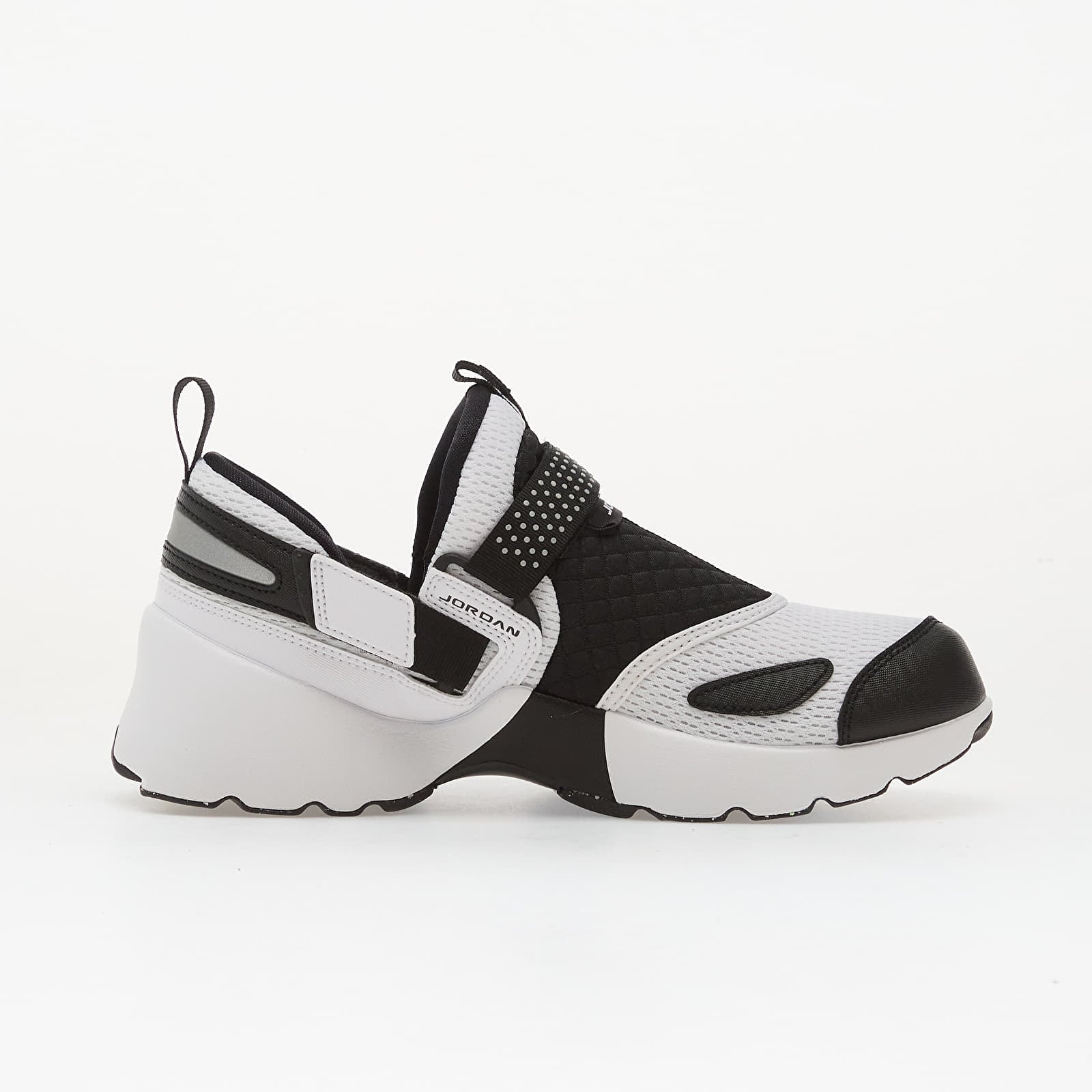 Sieviešu kedas un apavi Jordan W Trunner Lx White/ Black-Reflective Slvr