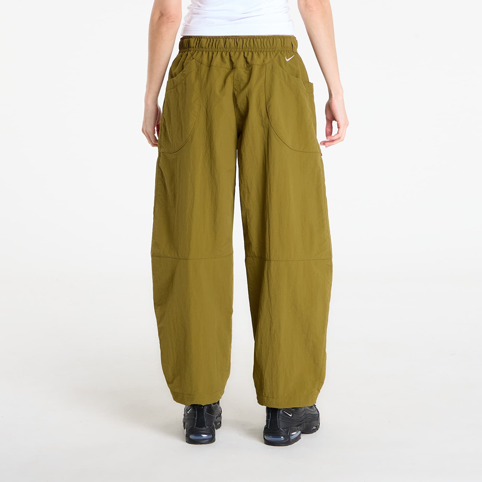 Ženske hlače Nike ACG "Dolomiti" Women's Pants Olive Flak/ Black/ Summit White