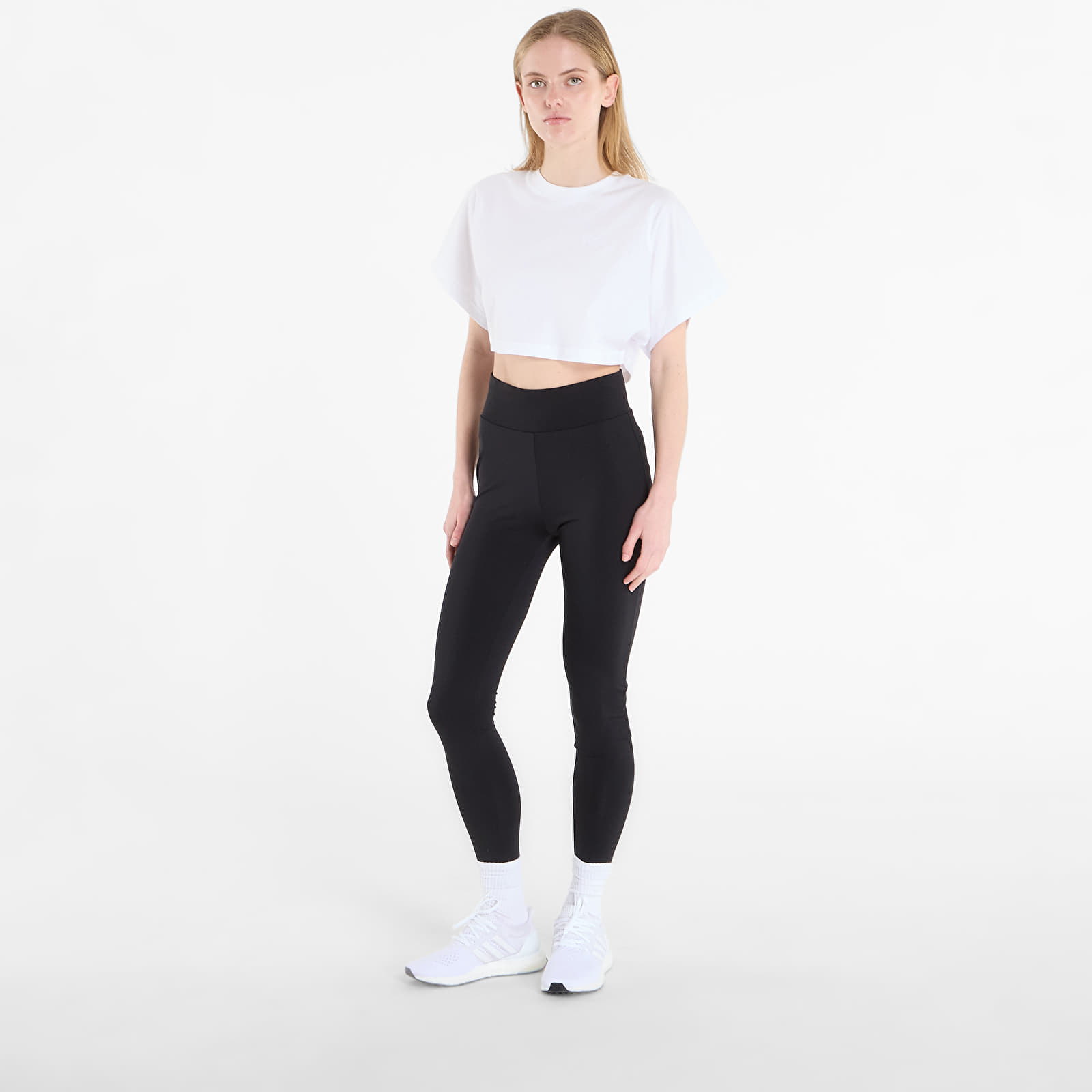 Women's T-shirts Under Armour Cropped Script SS Tee White