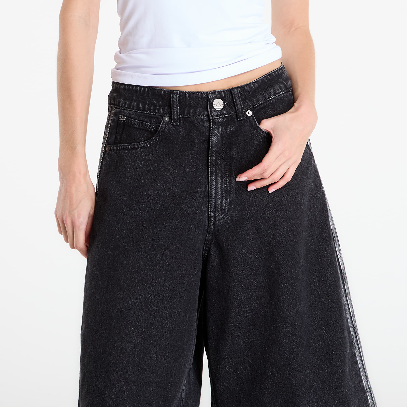 Moteriški šortai adidas Firebird Jort D Trublc