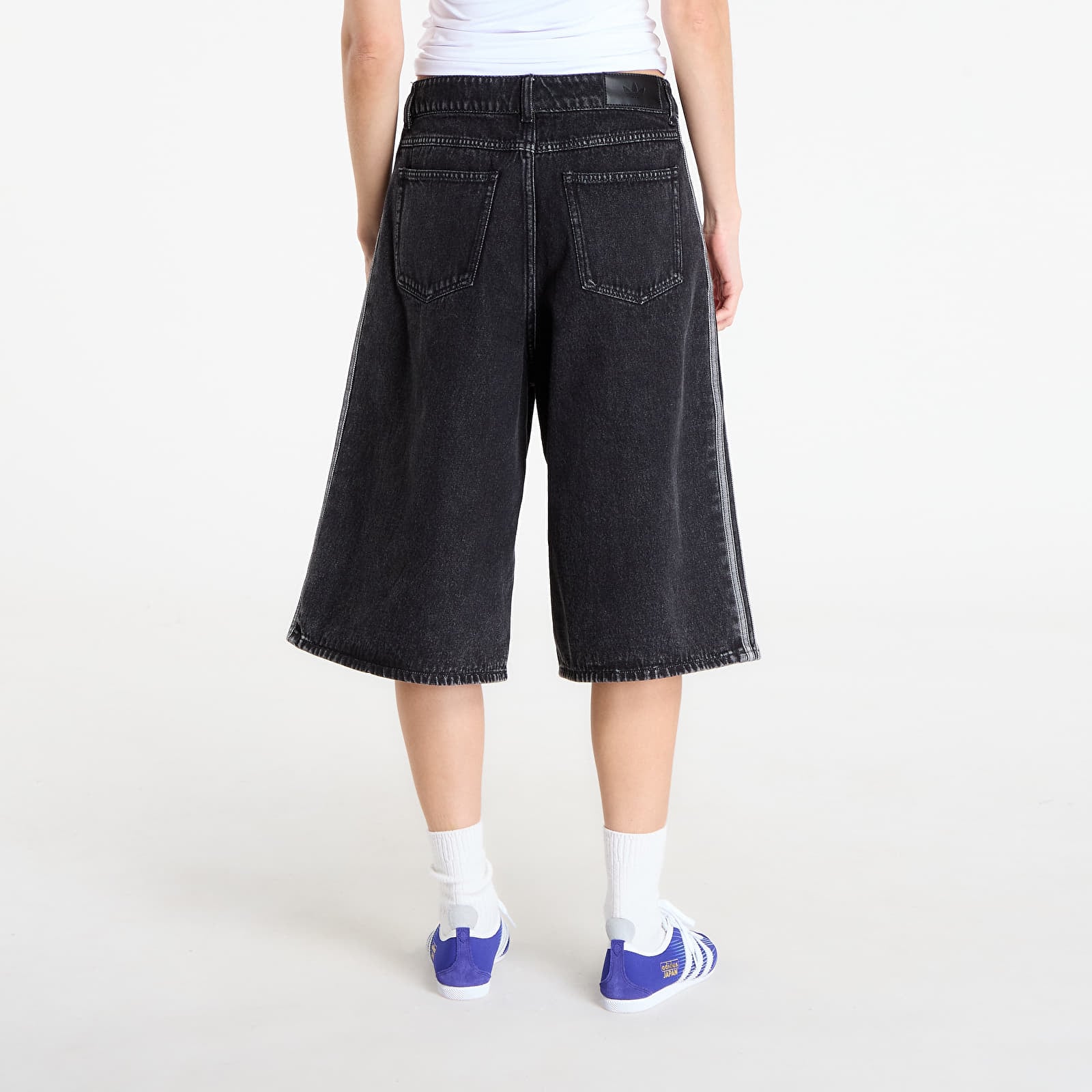 Moteriški šortai adidas Firebird Jort D Trublc