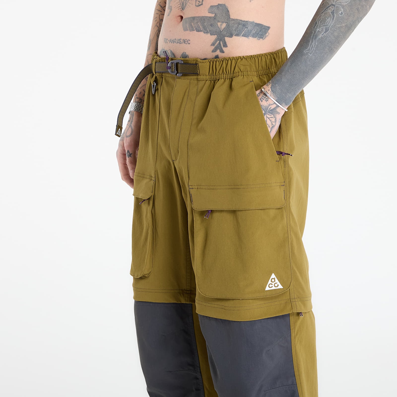 Hosen für Männer Nike ACG "Smith Summit" Men's Zip Cargo Pants Olive Flak/ Anthracite/ Summit White