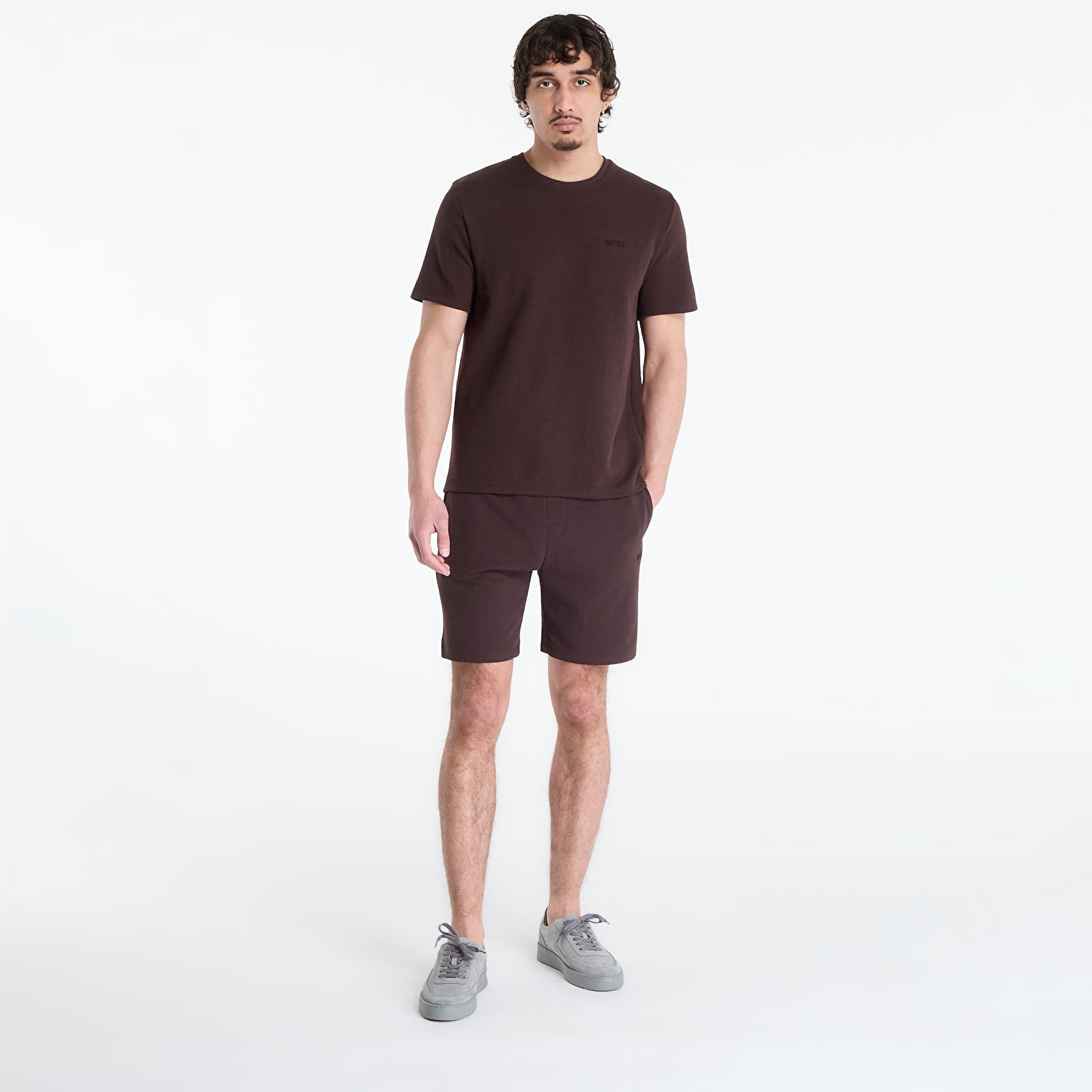 Pánská trička Hugo Boss Pyjama T-Shirt With Embroidered Logo Dark Brown
