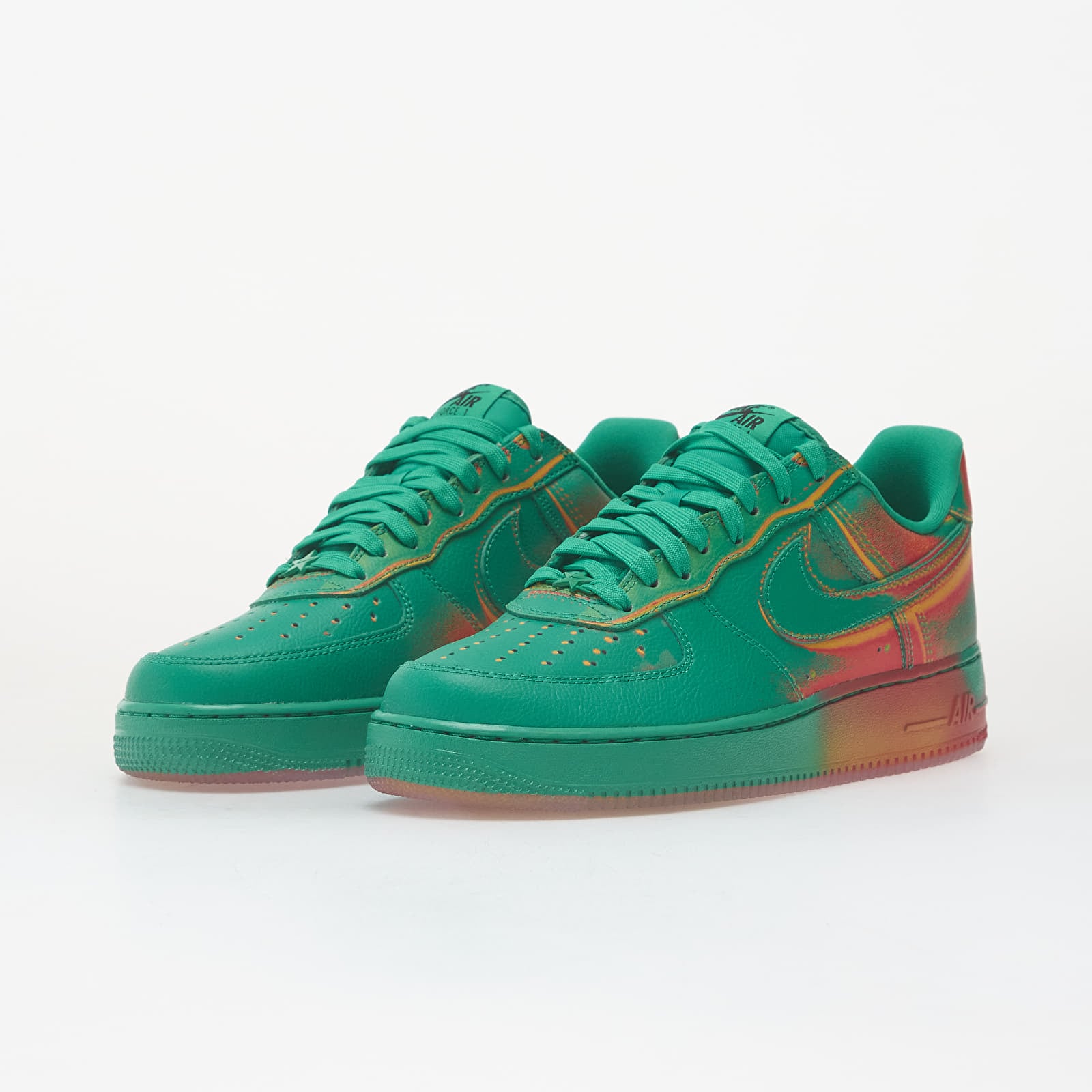 Turnschuhe und Schuhe für Männer Nike Air Force 1 Low Retro Stadium Green/ Bright Crimson