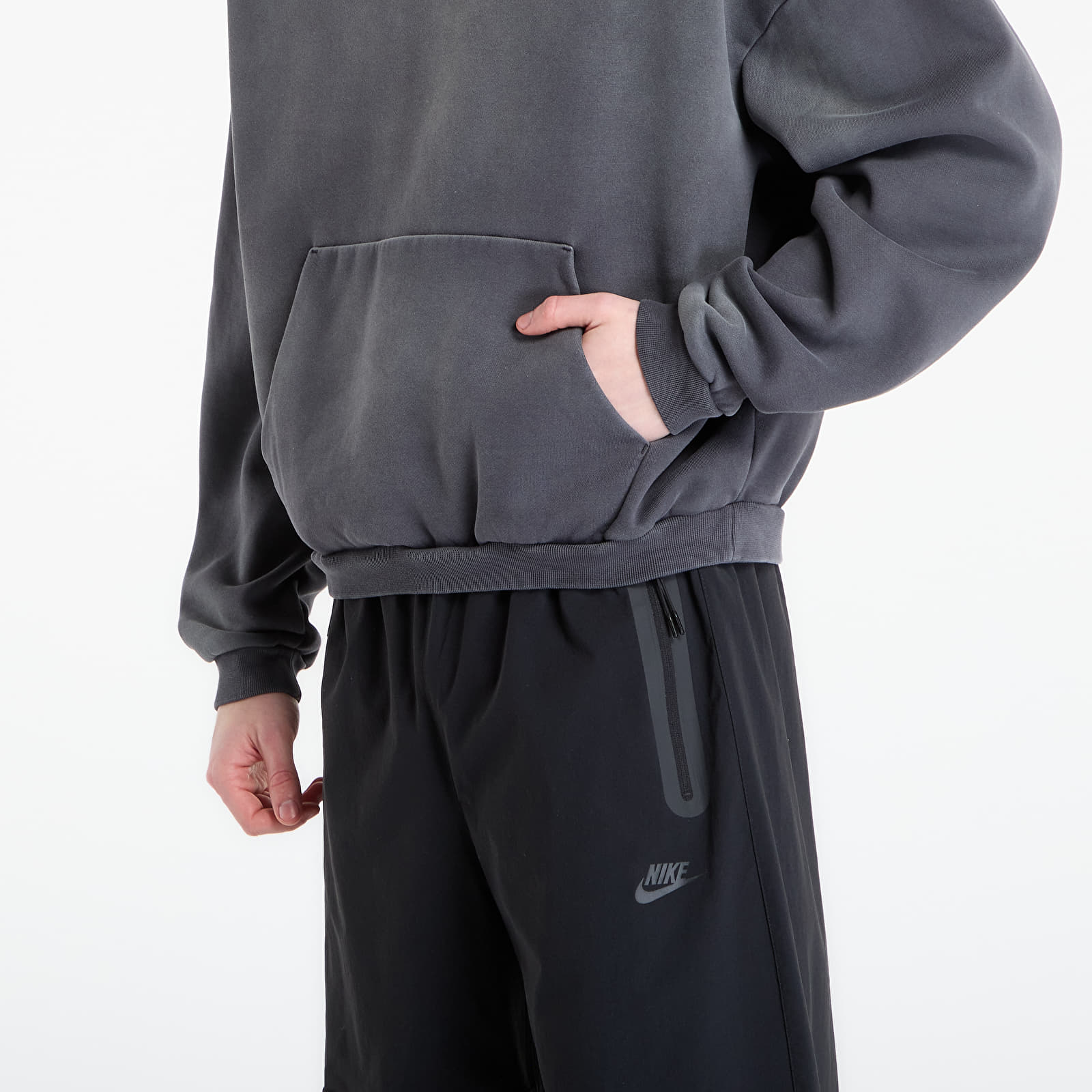 Gensere for menn Nike Book Standard Issue Men's Therma-FIT Brushed Pullover Hoodie Black/ Black