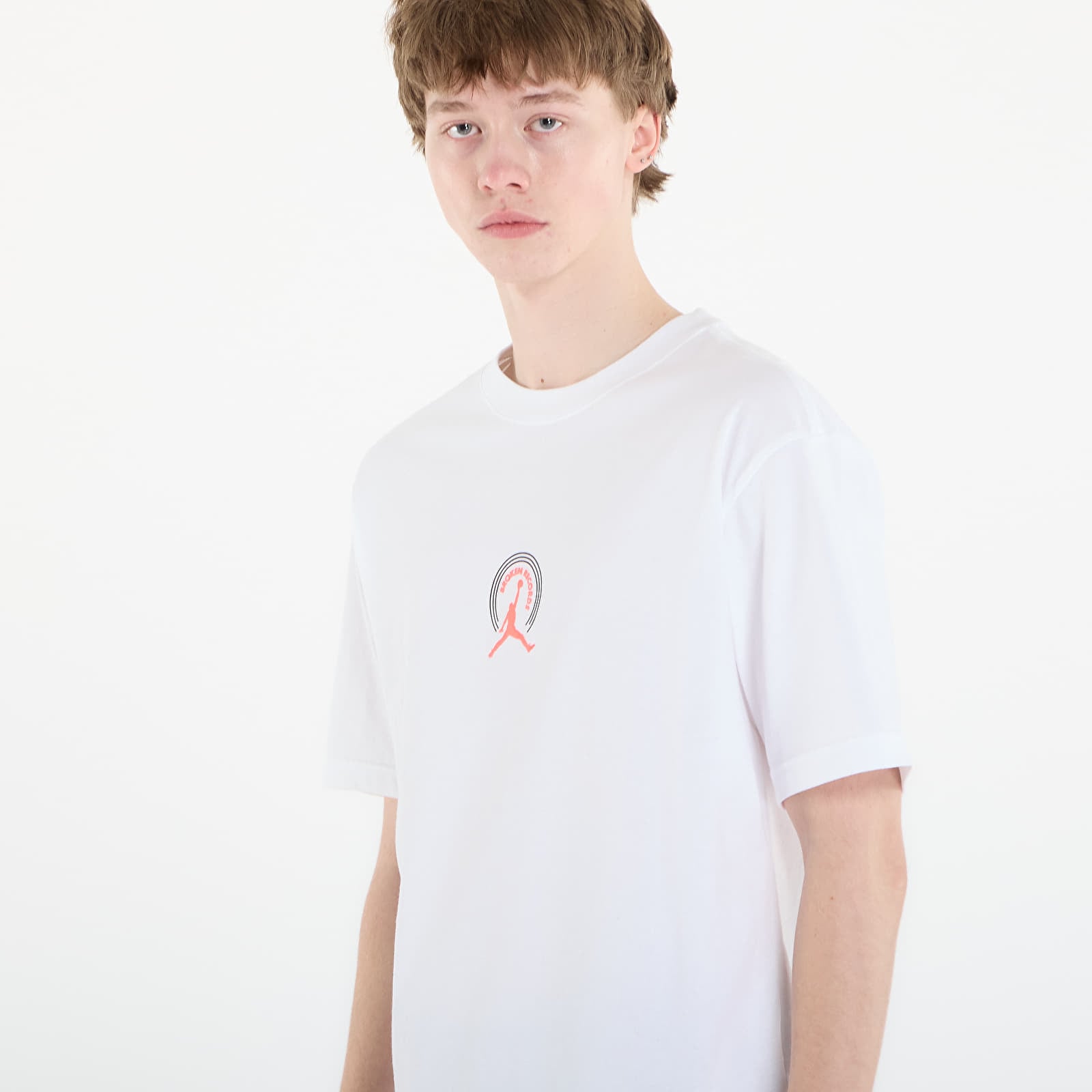 Pánske tričká Jordan Men's Graphic T-Shirt White/ Infrared 23