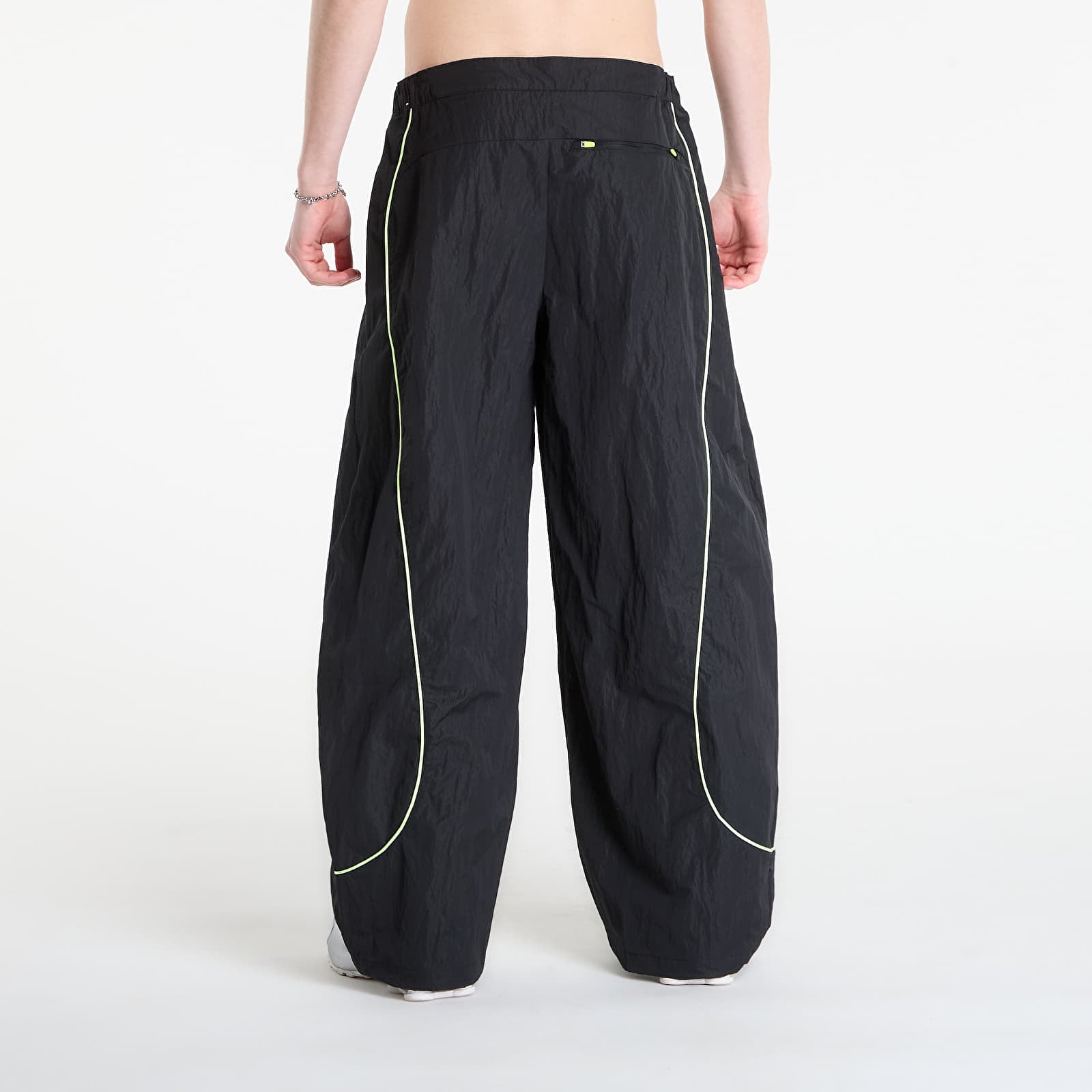 Moške hlače Nike Project F.R.O.G. Men's Tobi Pants Black/ Volt Ice/ Cream Ii/ Volt Ice