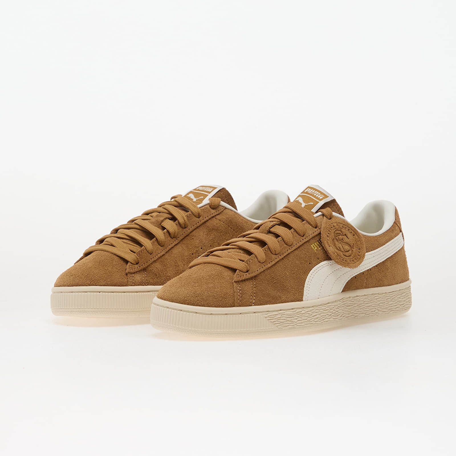 Pánske tenisky a topánky Puma Suede Charles F. Stead V Honey Butter-Puma White