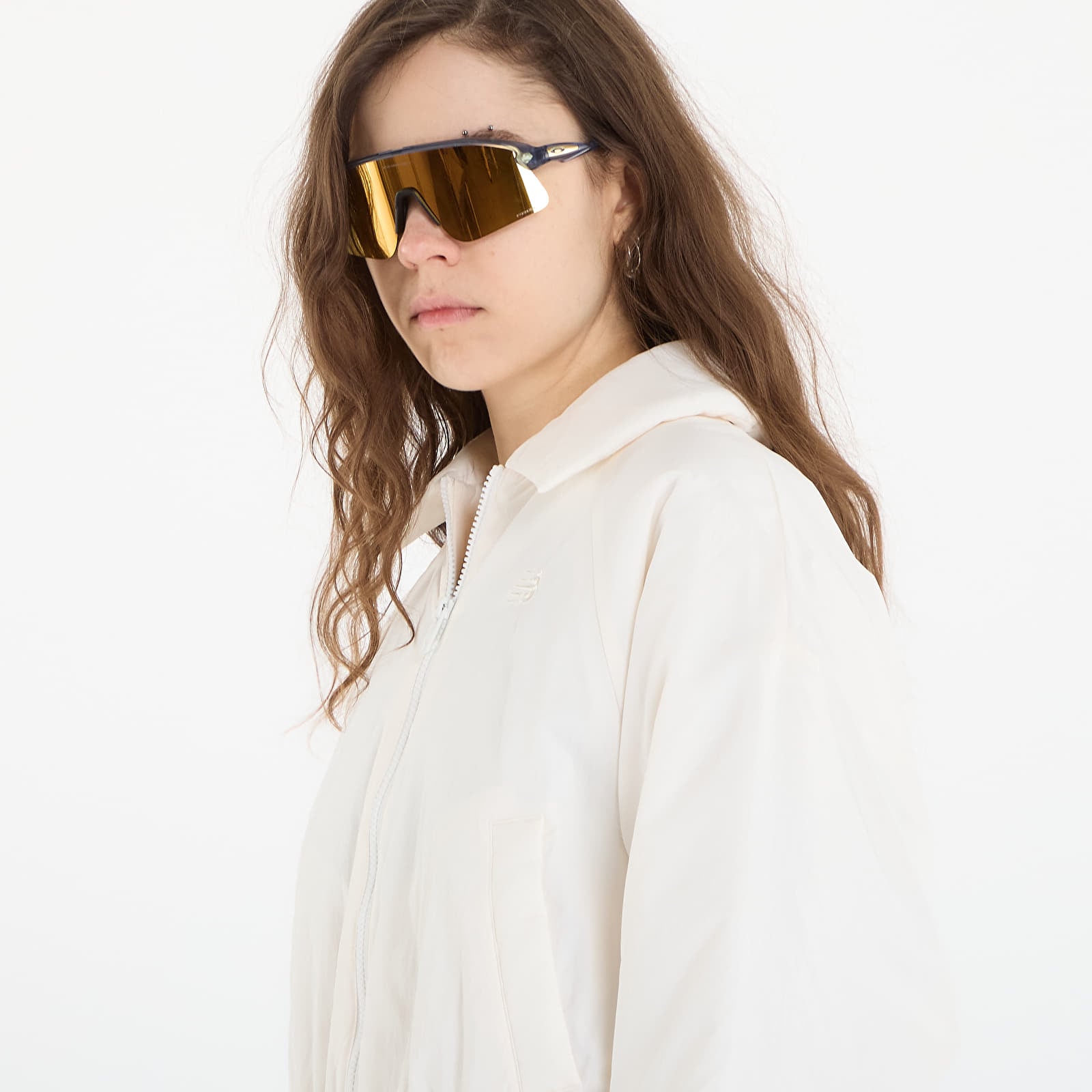 Naiste jakid New Balance Woven Bomber Jacket Beige