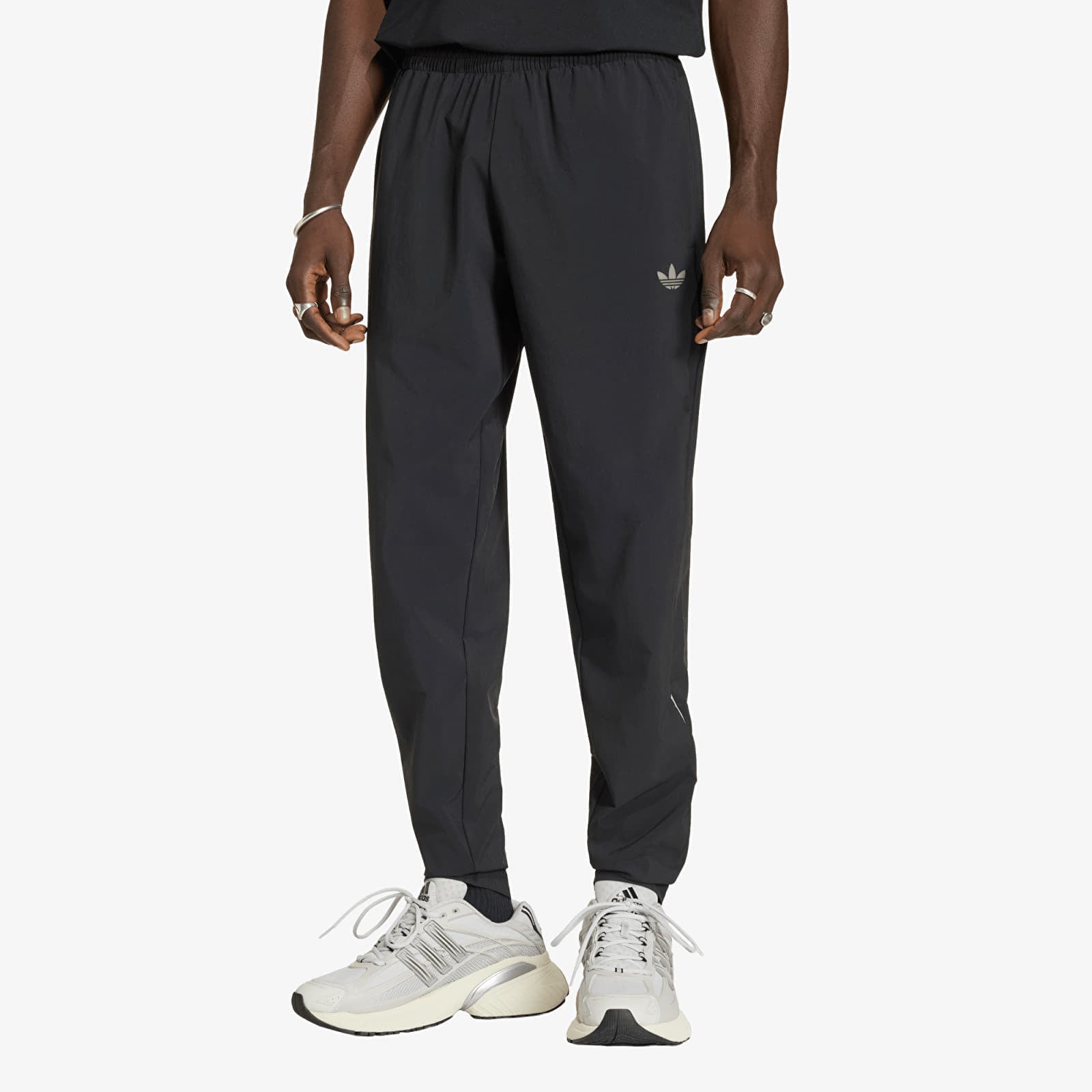 Панталони adidas Tech Trefoil Essentials Woven Pant Black XXL