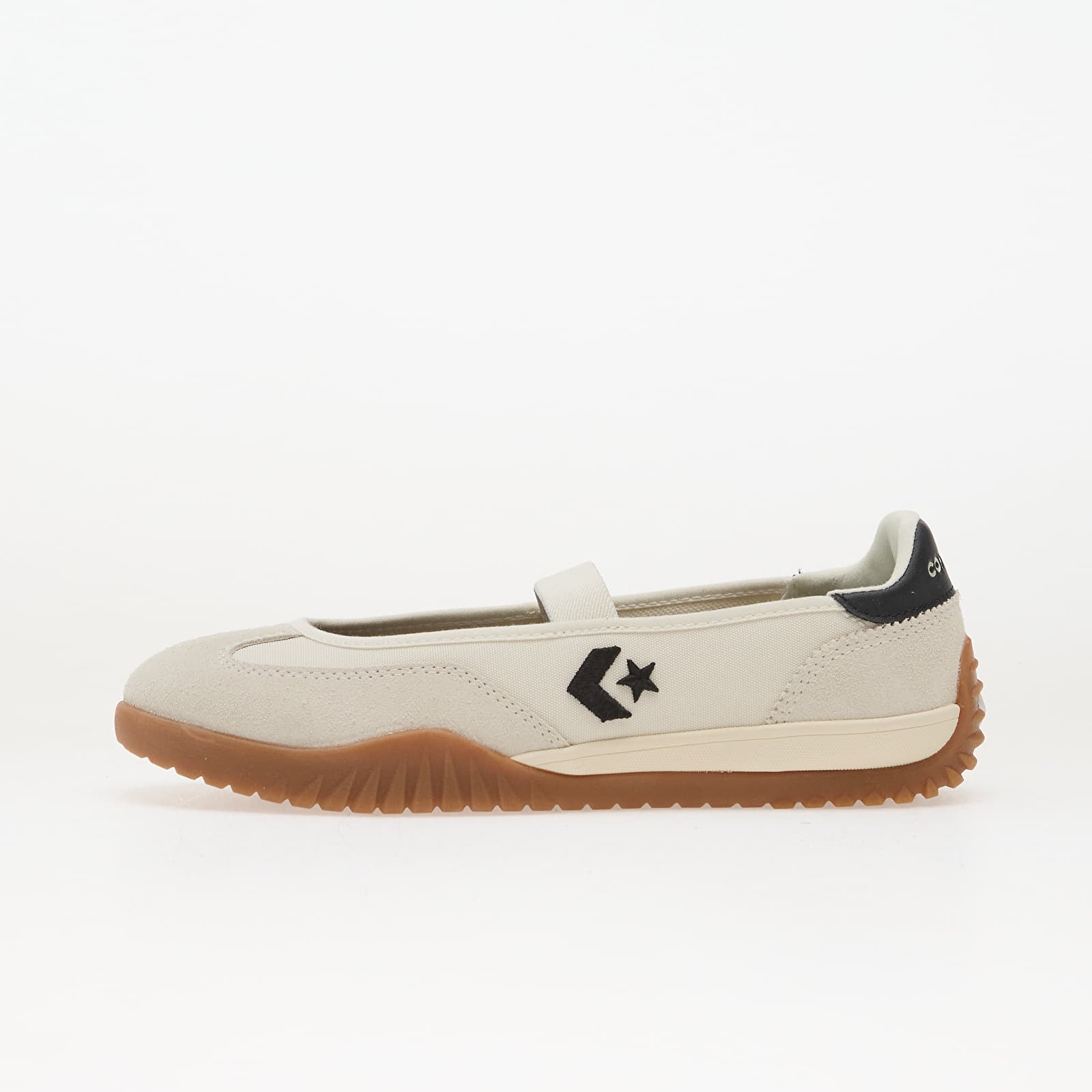 Vīriešu čības un apavi Converse Run Star Trainer Ballet Flat Egret/ Black/ Gum