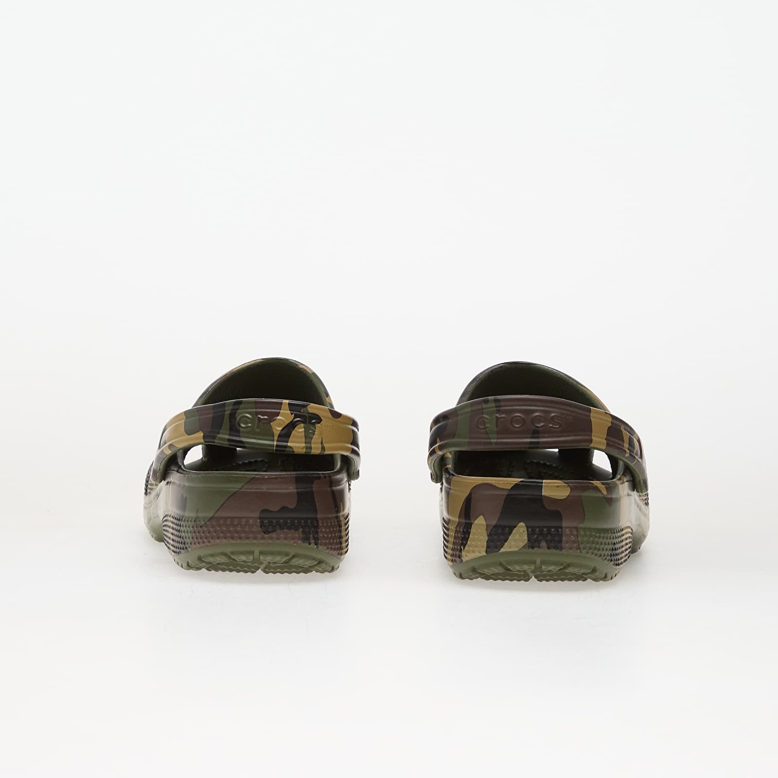 Miesten lenkkarit ja kengät Crocs Classic Camouflage Clog Army Green/Multi