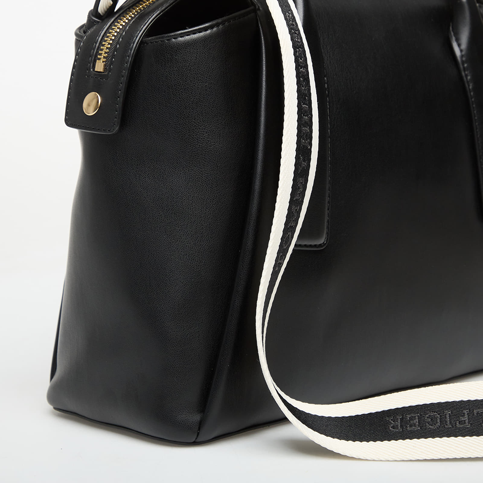 Rankinės Tommy Hilfiger Essential Satchel Black