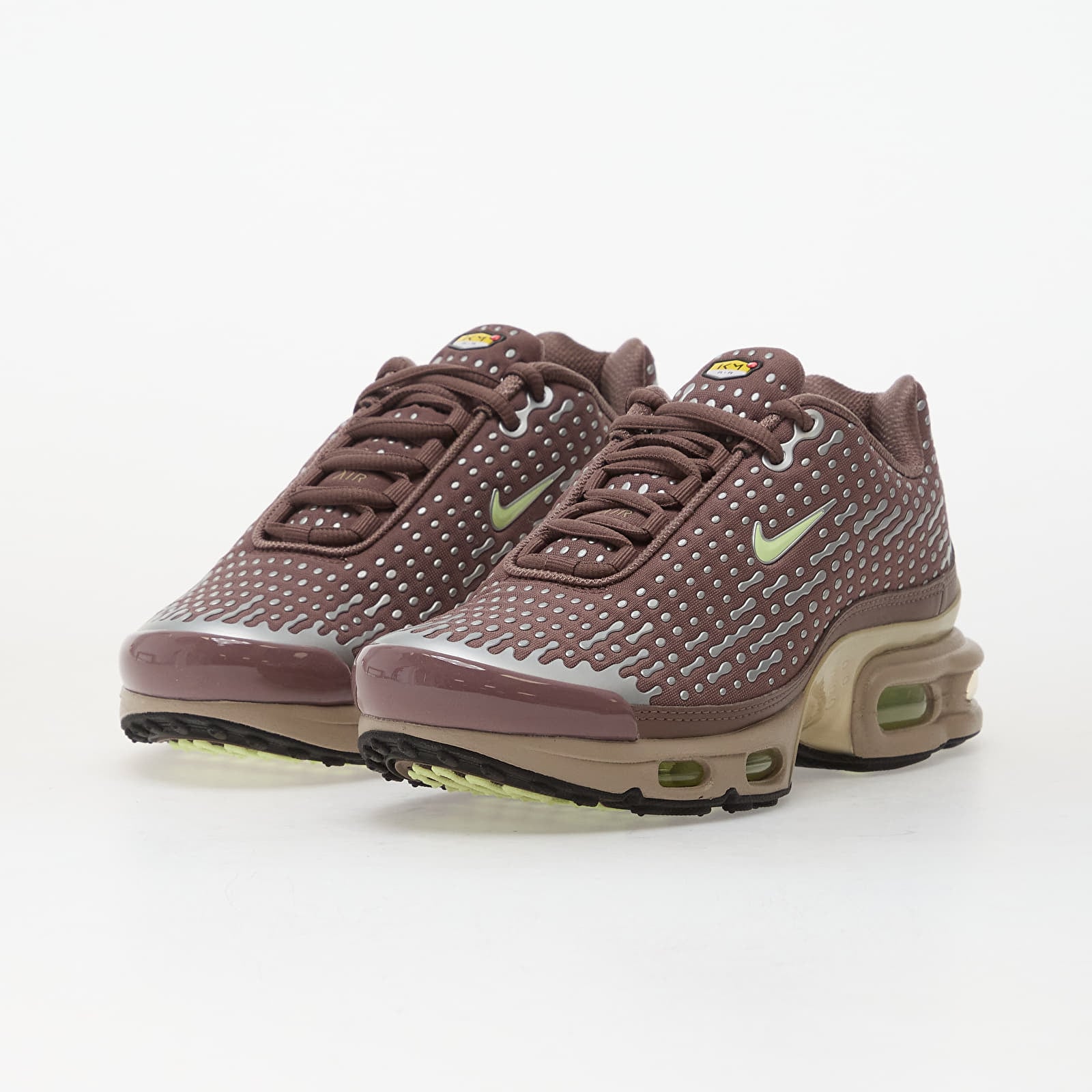 Férfi cipők Nike Air Max Plus Vii Plum Eclipse/ Barely Volt-Mtlc Gold Grain